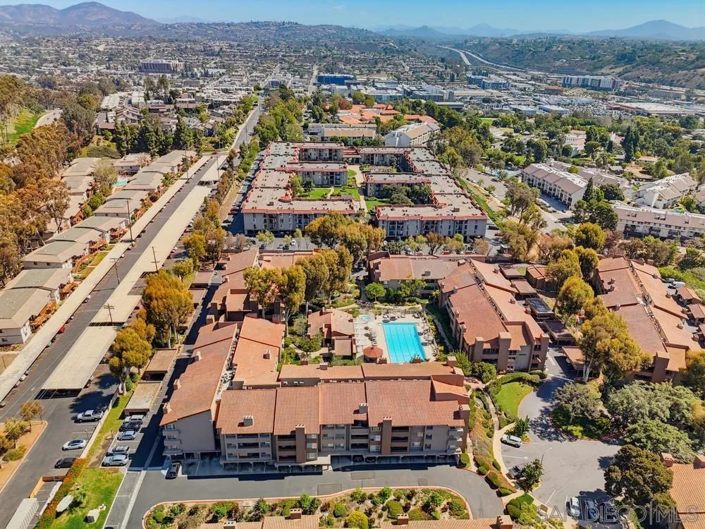 https://cdn.realtyfeed.com/cdn/127/260023952/d85b0eccc39e6ad8bffd6b7f1d64edcf.webp