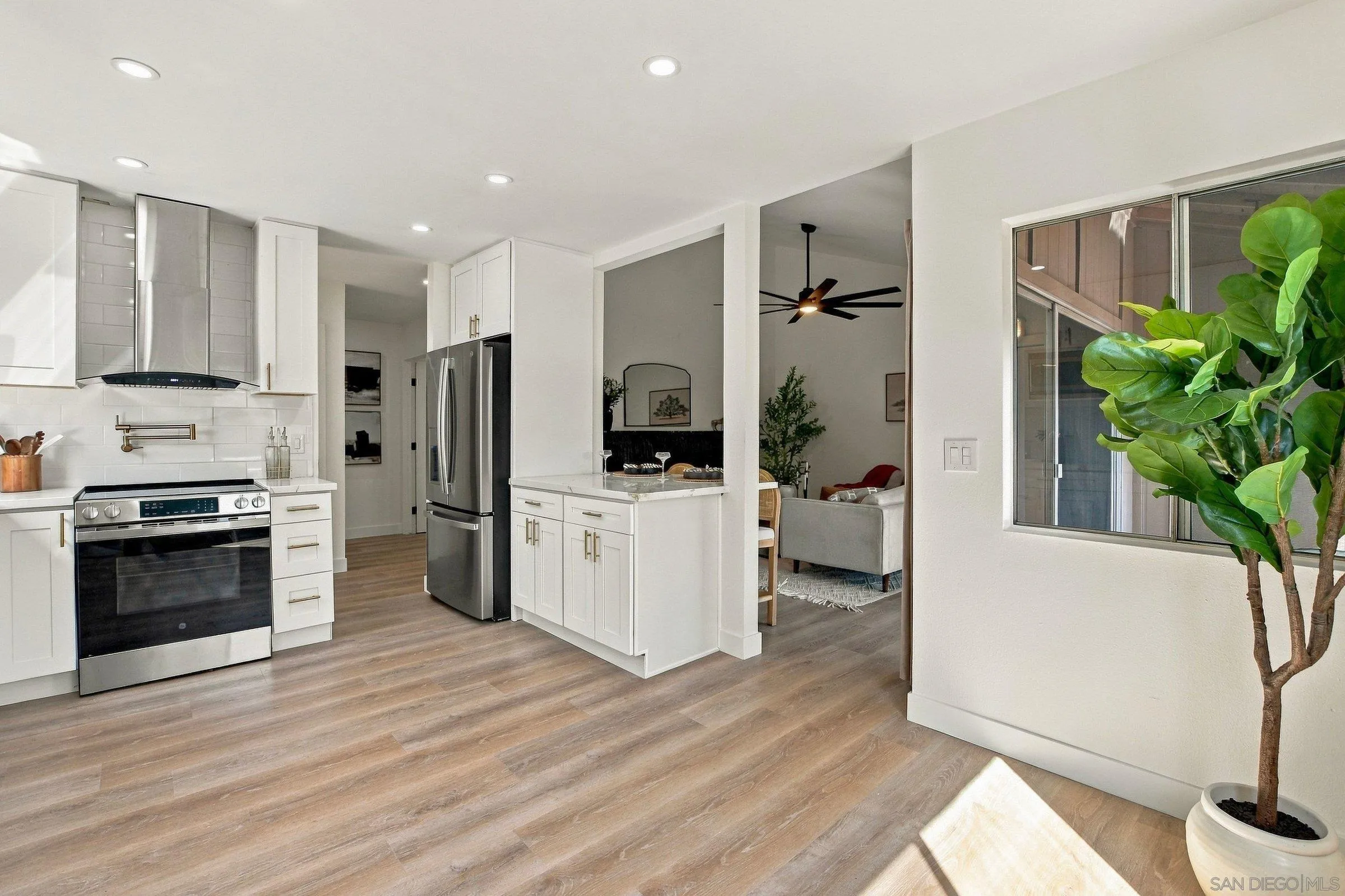 https://cdn.realtyfeed.com/cdn/127/260023953/bd4f9c09995300f9416c1a10b6a456a7.webp