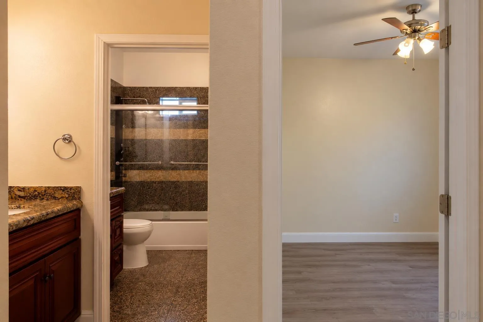 1657 Coronado Avenue, Spring Valley, CA 91977, photo 26