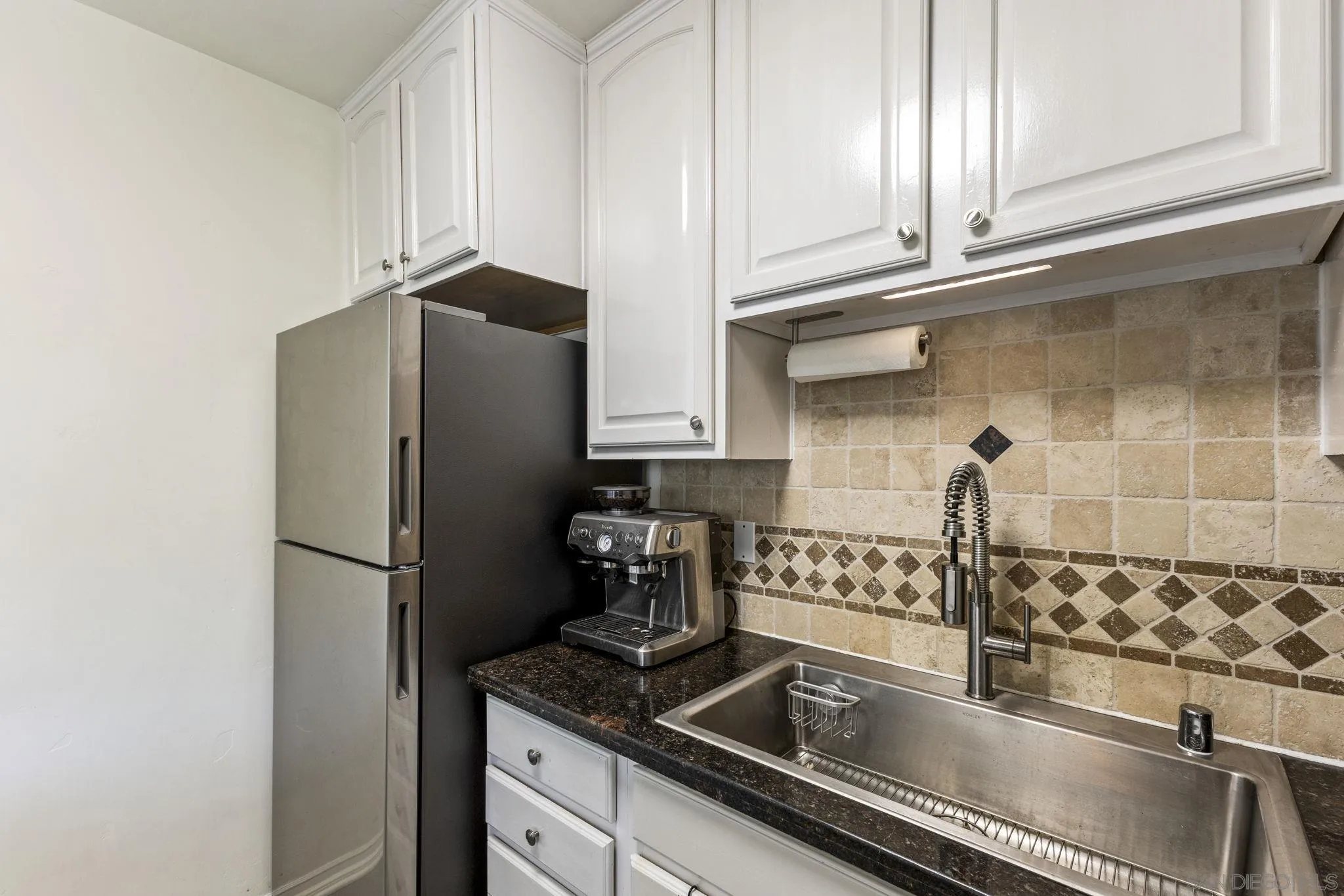 https://cdn.realtyfeed.com/cdn/127/260023958/aa621fee2fc22ca53201bf53906c1dde.webp