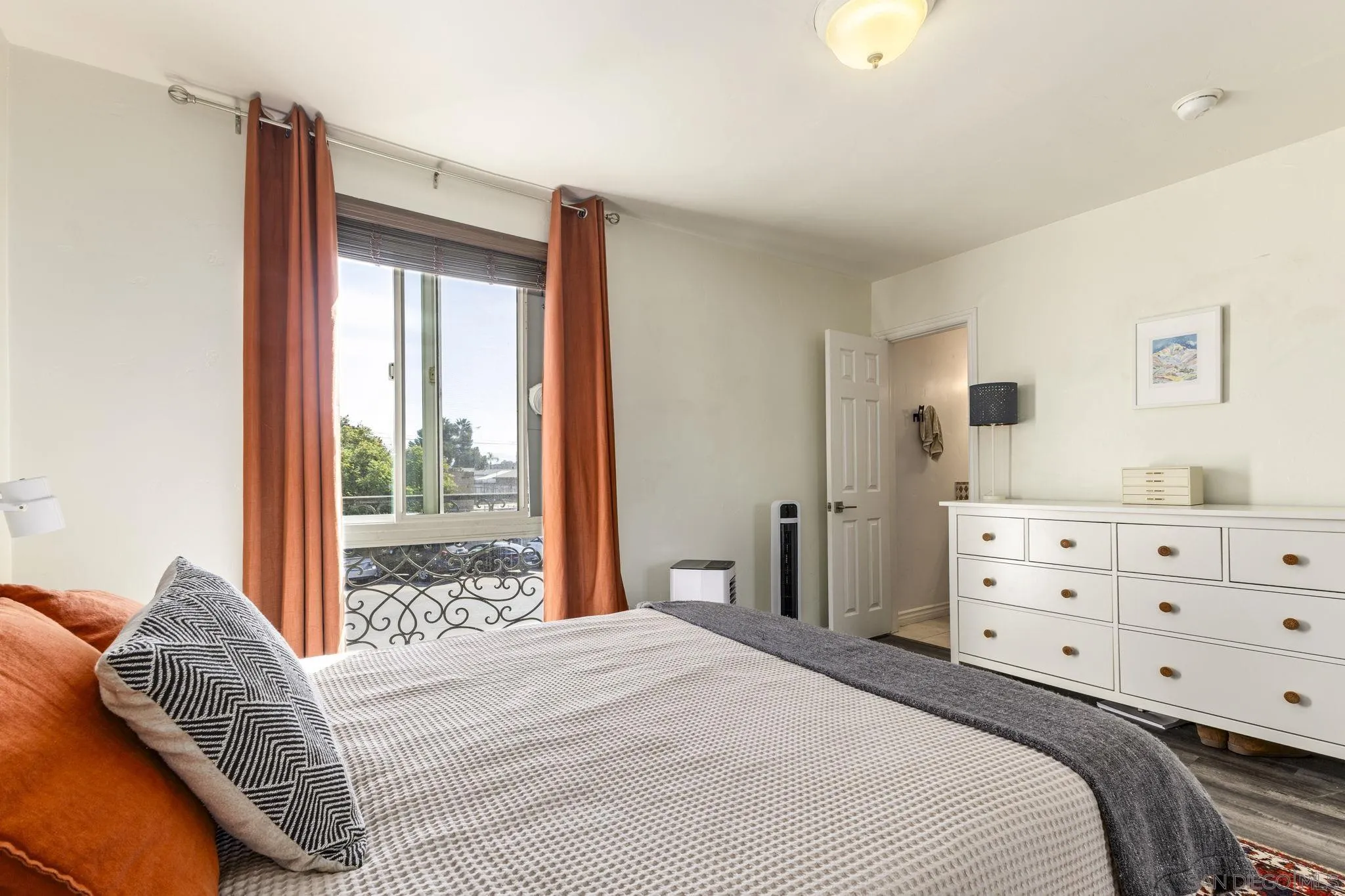 https://cdn.realtyfeed.com/cdn/127/260023958/e60a04b2cd712eb32225ad0d2e78575c.webp