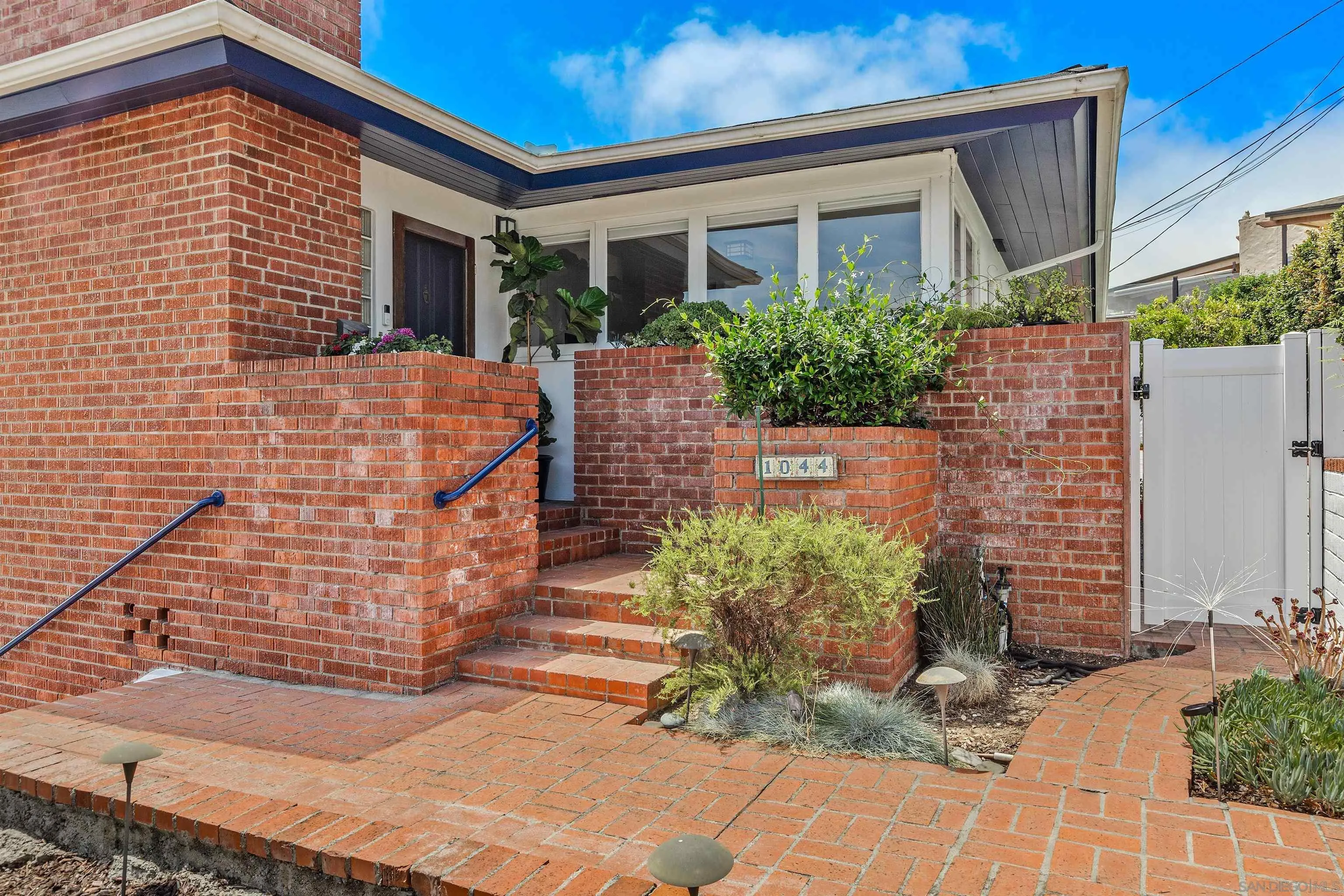 1044 Leroy Street, San Diego, CA 92106, photo 25