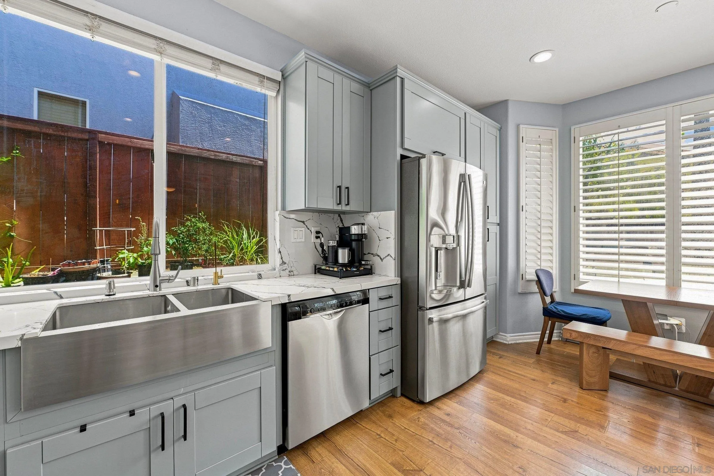 https://cdn.realtyfeed.com/cdn/127/260023963/464b9cfc01dab40d775ad9ecf99ea7d2.webp