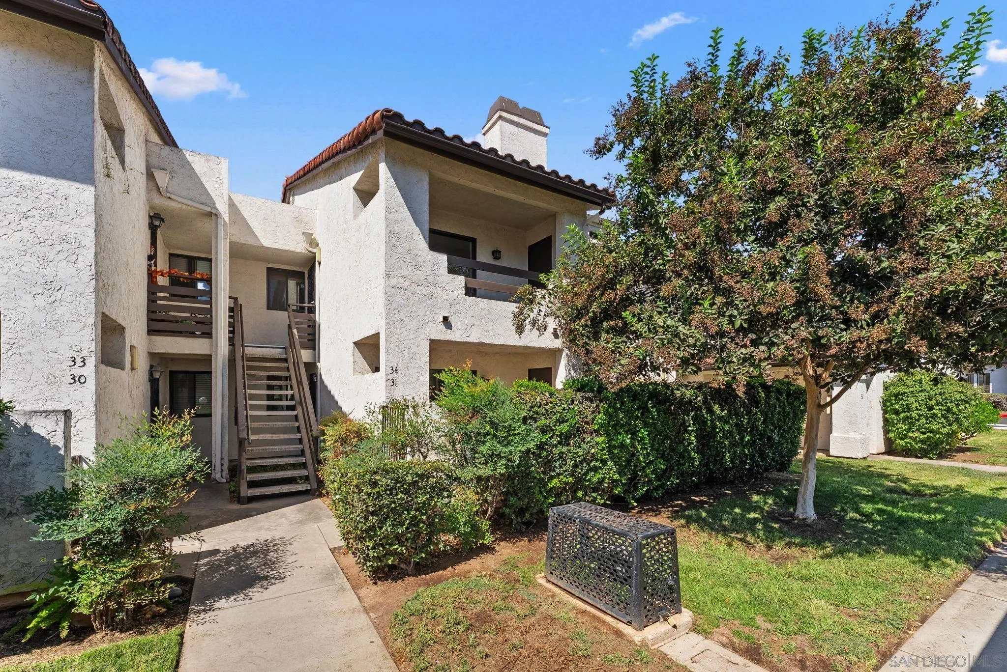 https://cdn.realtyfeed.com/cdn/127/260023965/1e4b72b7bbc5f5c369da7ff0ef87ea23.webp