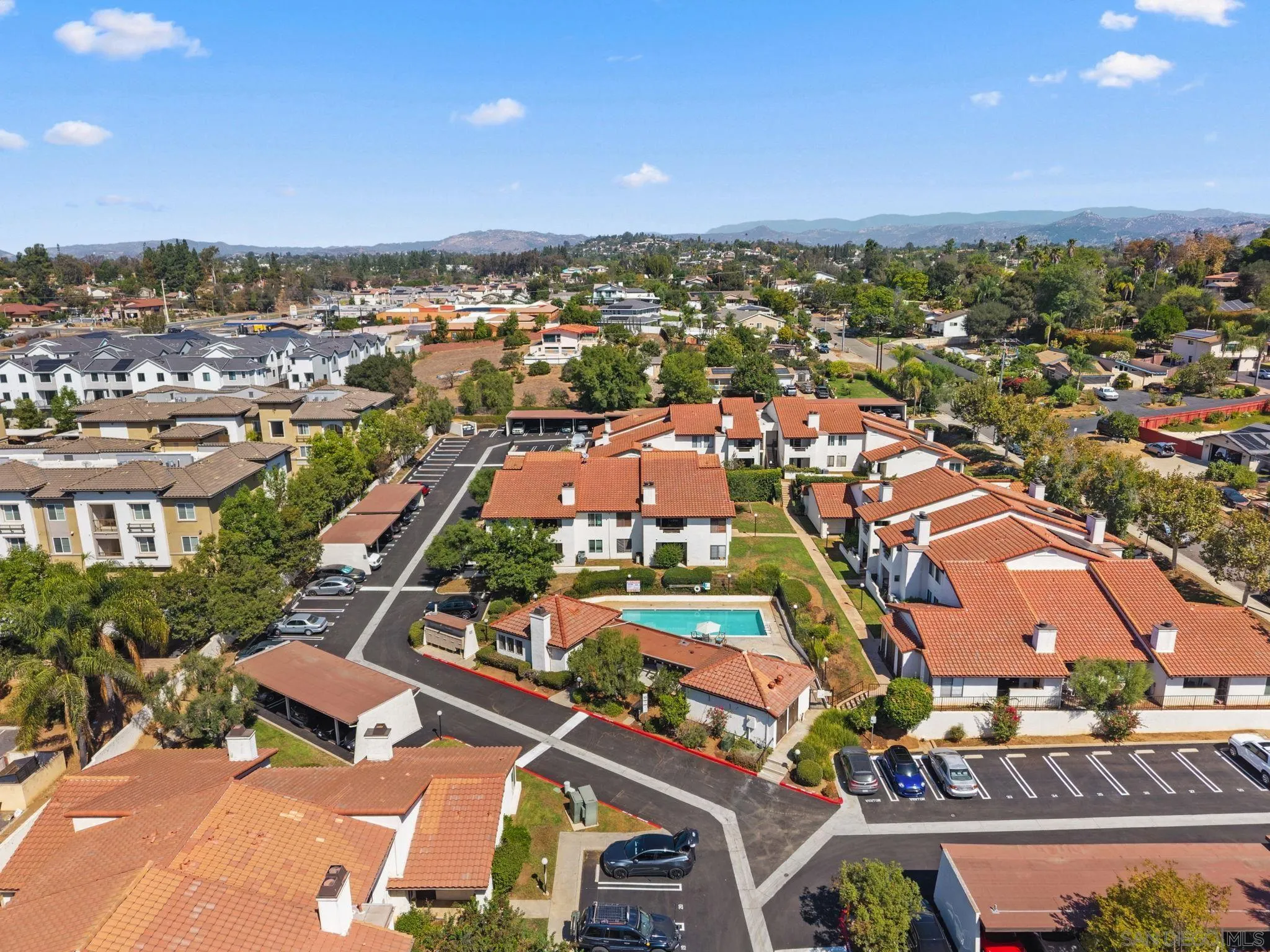 https://cdn.realtyfeed.com/cdn/127/260023965/4272680ebc67ad2bfff0ad1b0224b8d1.webp