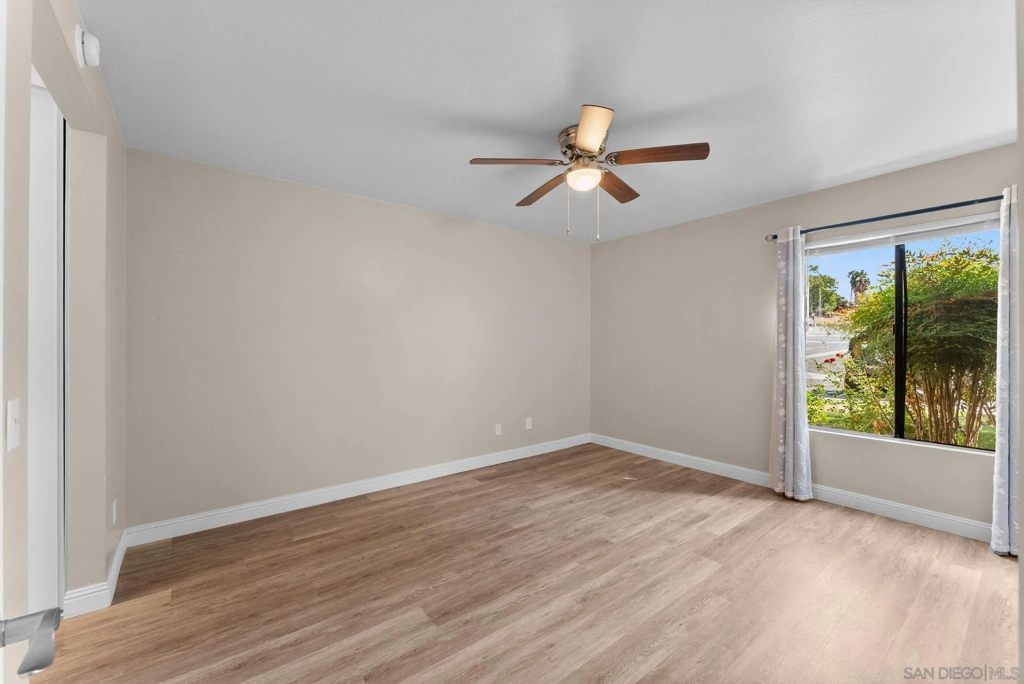 https://cdn.realtyfeed.com/cdn/127/260023965/53416793fcfb47e210317b188f99dac3.webp