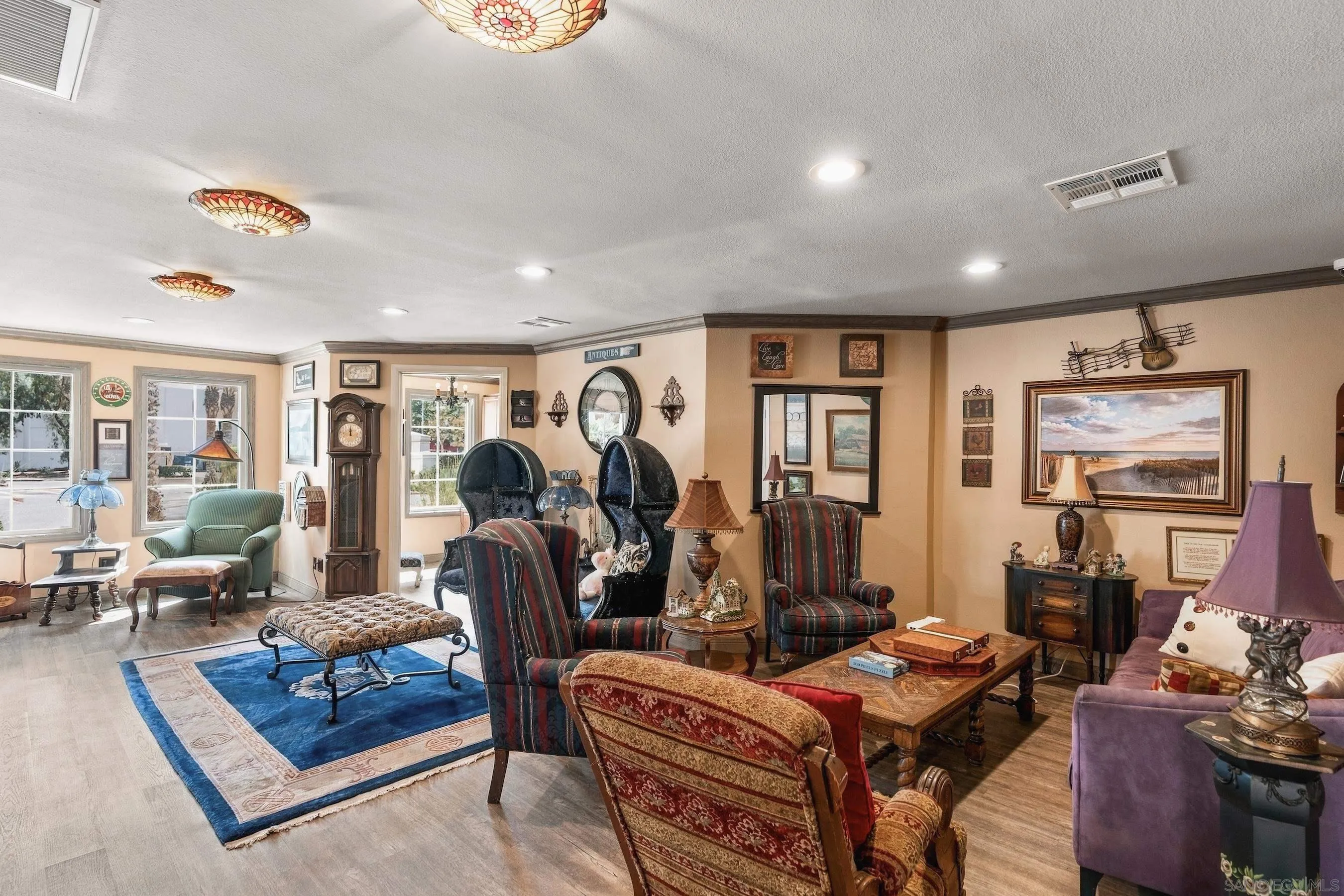 https://cdn.realtyfeed.com/cdn/127/260023969/4af3b3cdf4769ecf2a37db6aeec1998c.webp