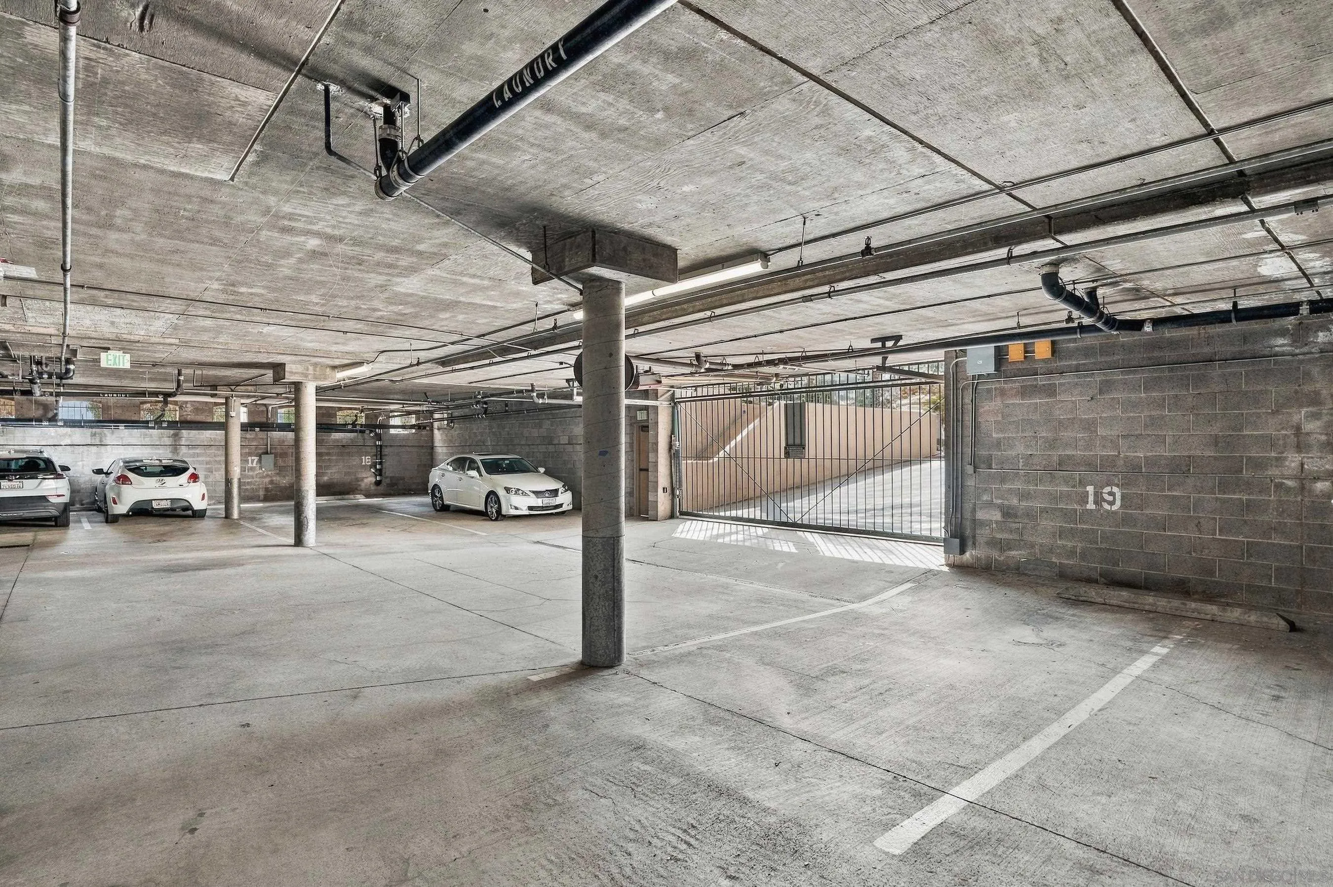 https://cdn.realtyfeed.com/cdn/127/260023969/4d7000a9220d02e889c48f1a916d72f7.webp