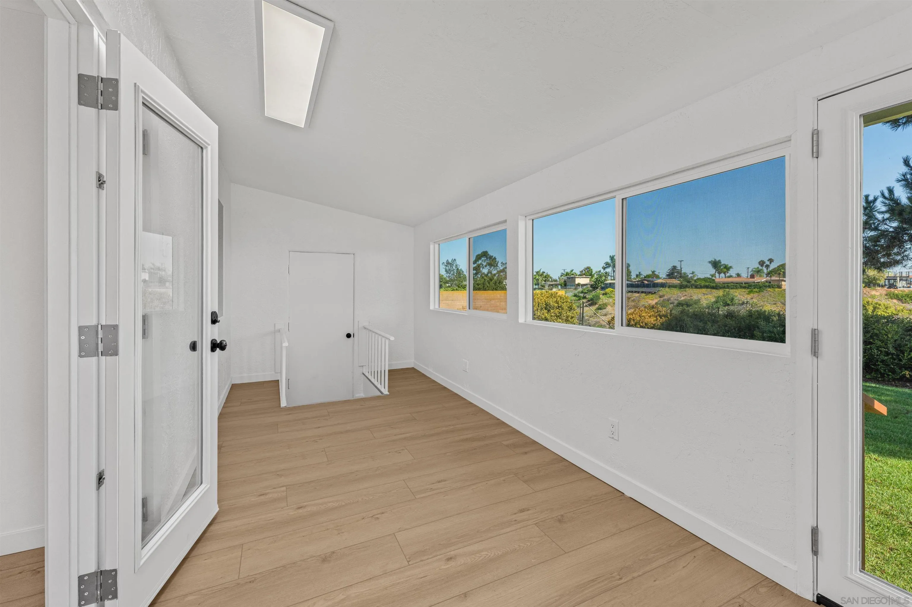https://cdn.realtyfeed.com/cdn/127/260023970/3d3b09114f5cfb94600399dc07afdb06.webp