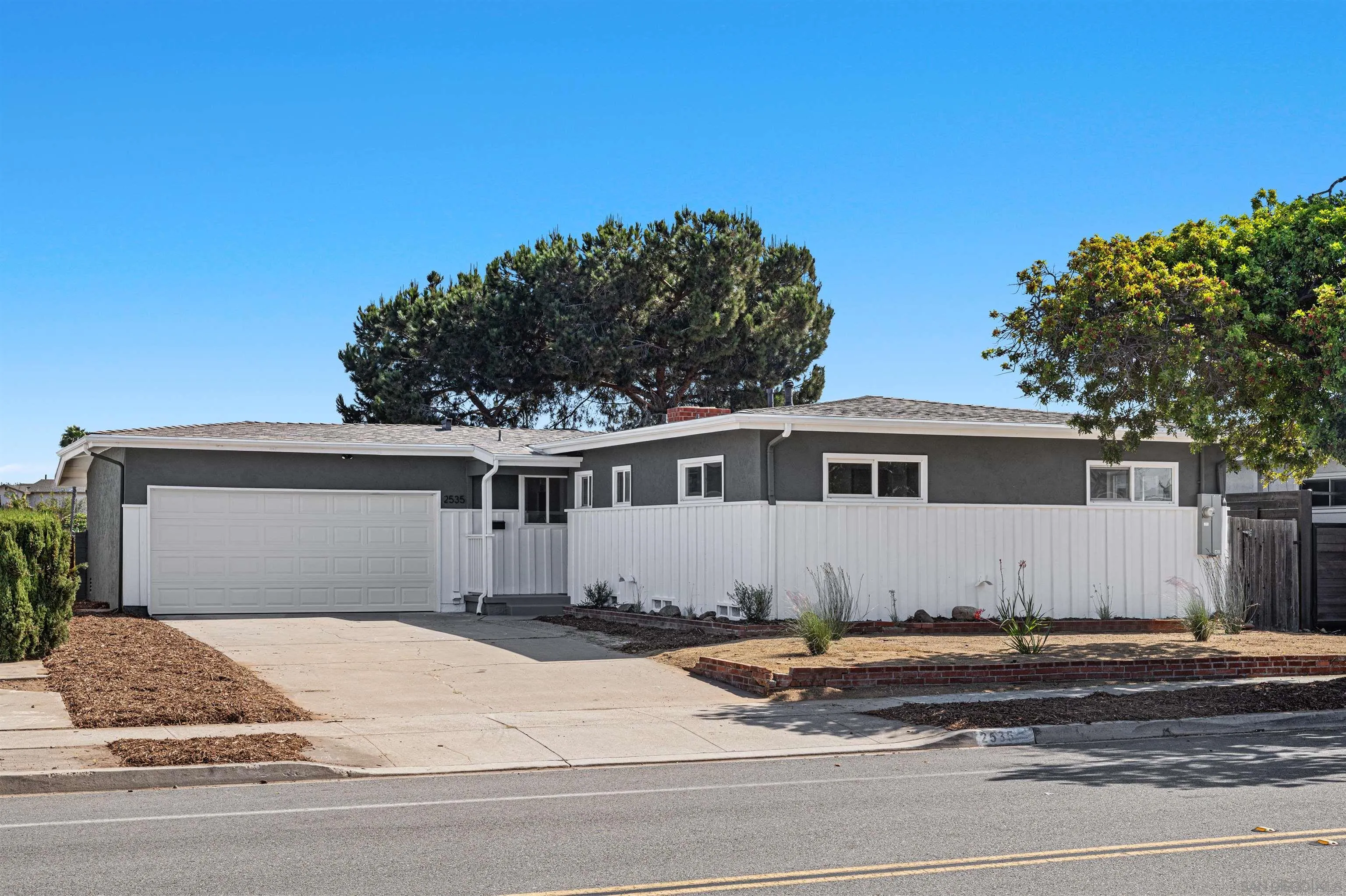 2535 Greyling Dr.