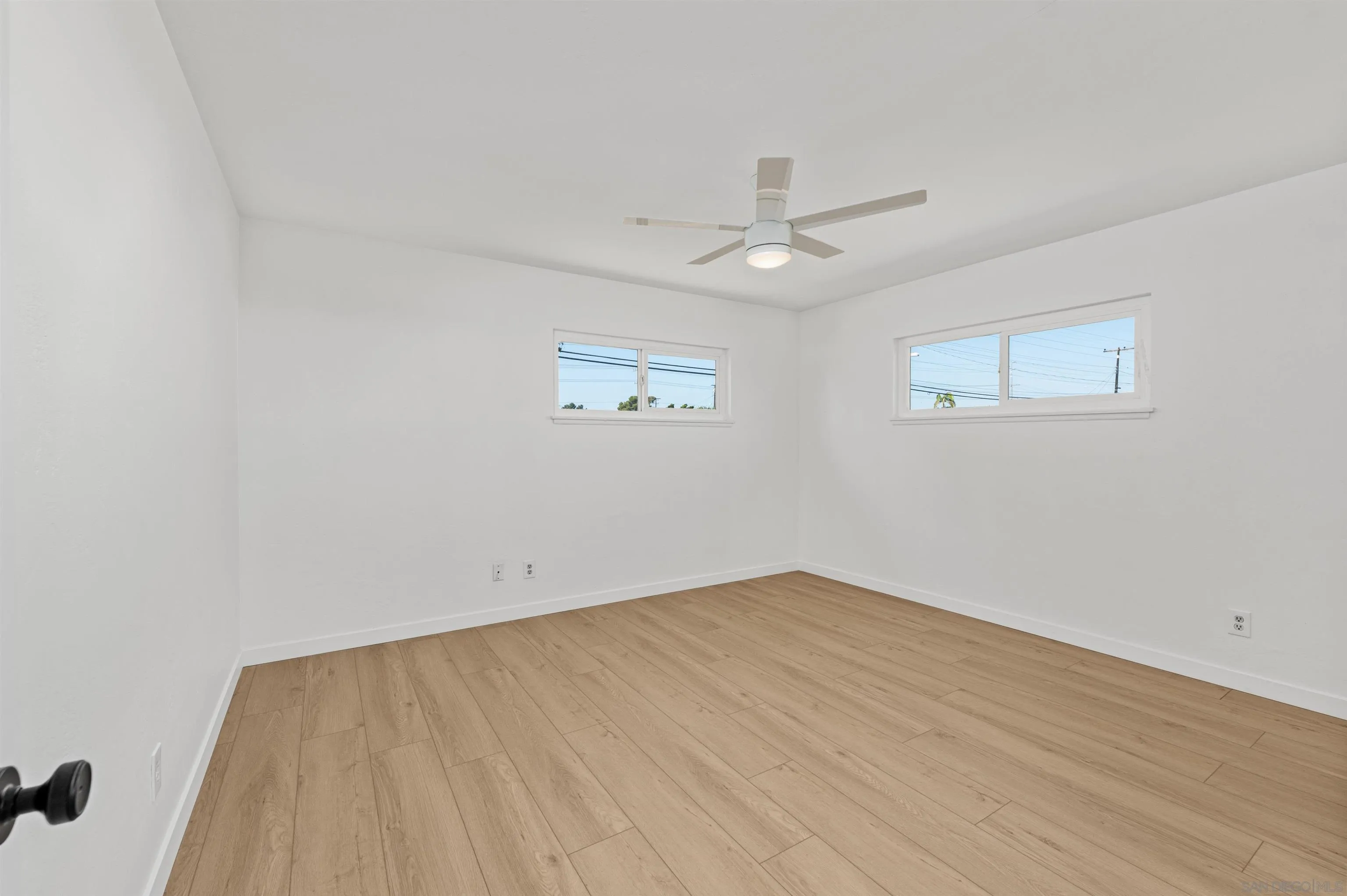 https://cdn.realtyfeed.com/cdn/127/260023970/b5d9a92643ea063d0bb441e16f72c8d7.webp