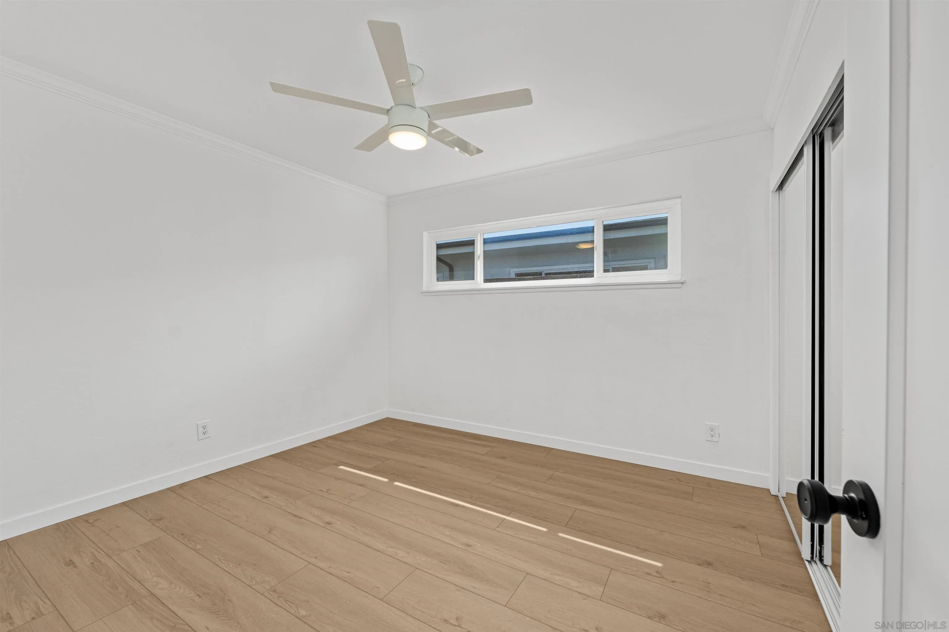 https://cdn.realtyfeed.com/cdn/127/260023970/c8172f377fc5c39918f4f08c521c6d8d.webp