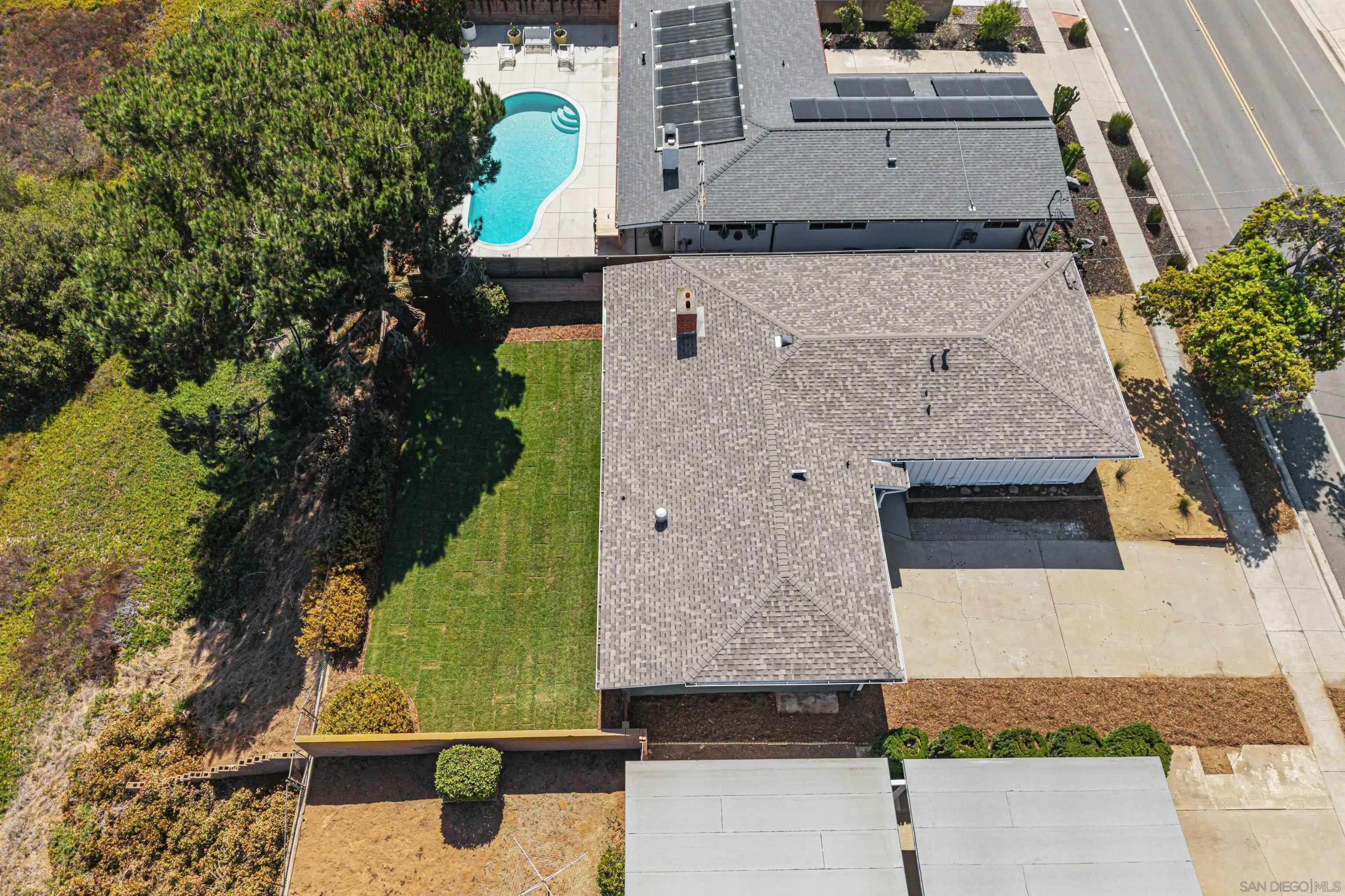 https://cdn.realtyfeed.com/cdn/127/260023970/ee546e1b8d58a37e1f93003528bfa8e1.webp