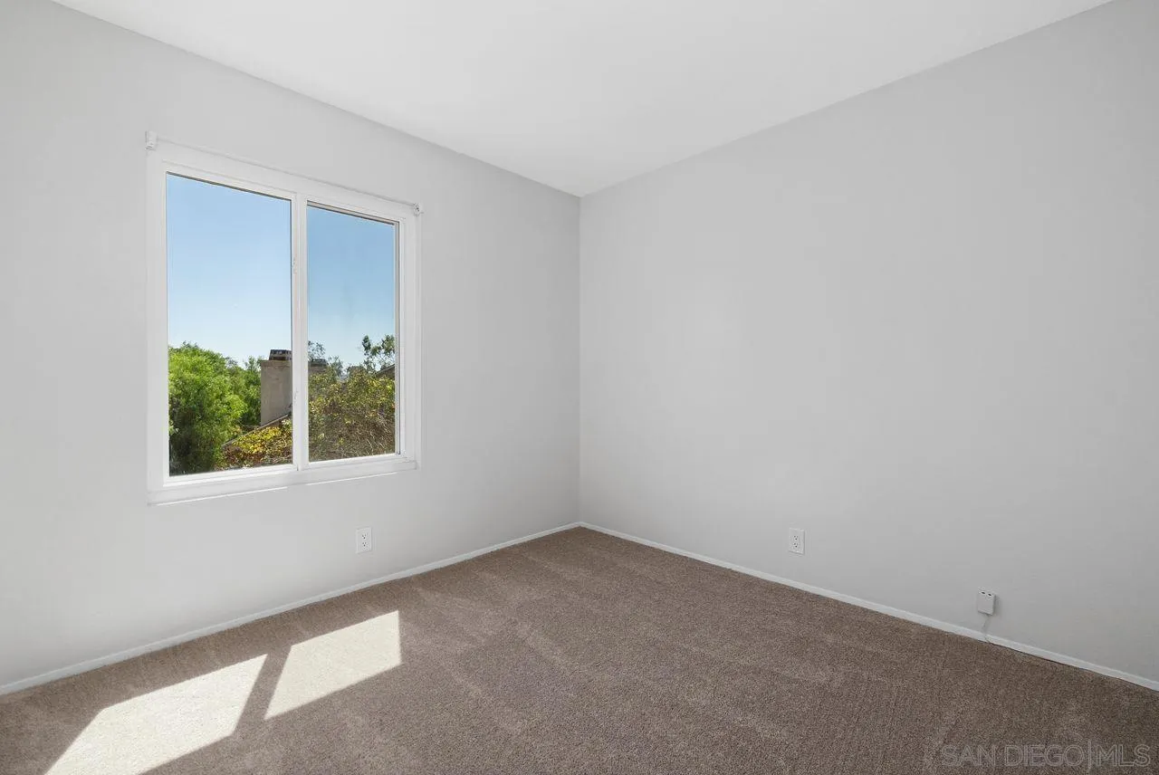 https://cdn.realtyfeed.com/cdn/127/260023972/6b9a1fa9e804ae7ddd9dec125ada1d08.webp