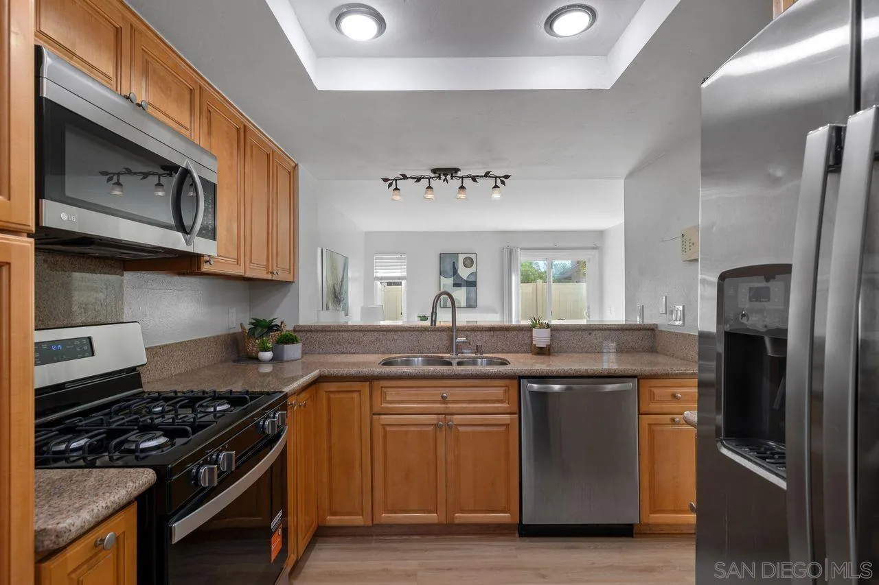 https://cdn.realtyfeed.com/cdn/127/260023972/6d2d9ead975a0ab0264ba5ad4328e859.webp