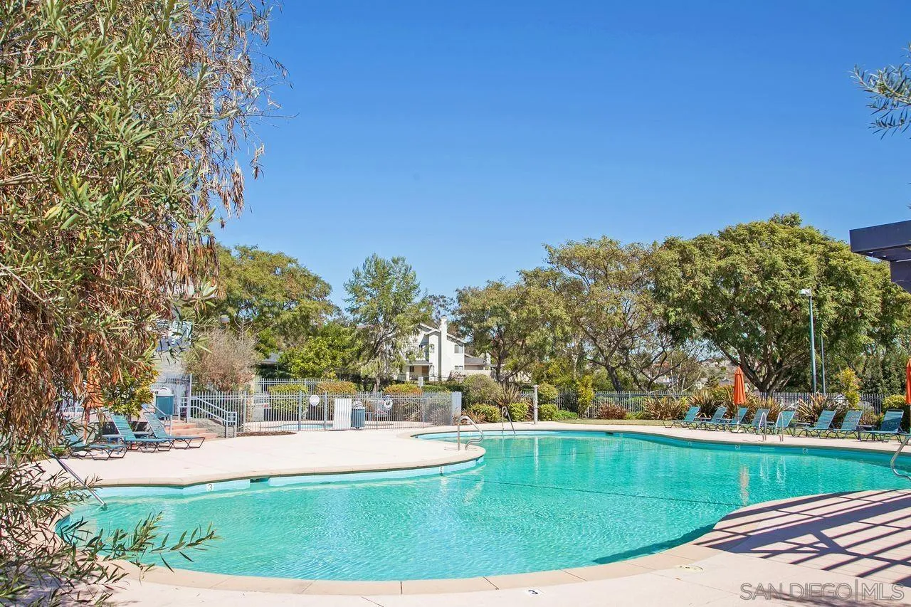 https://cdn.realtyfeed.com/cdn/127/260023972/7b4f1001180a8ff7d34097f4af958a1c.webp