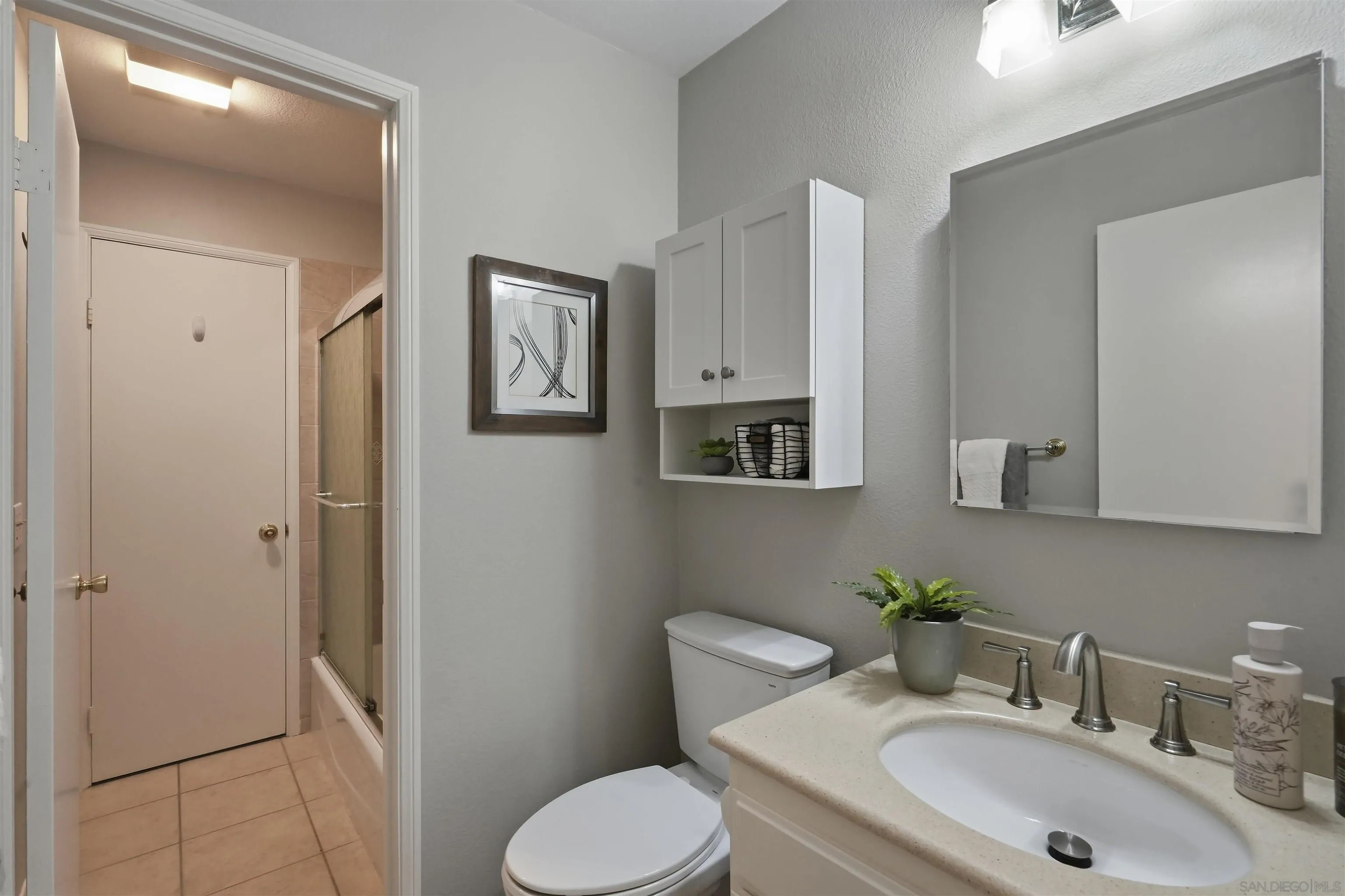 https://cdn.realtyfeed.com/cdn/127/260023973/cf981035256afc49edd446b2b9422892.webp