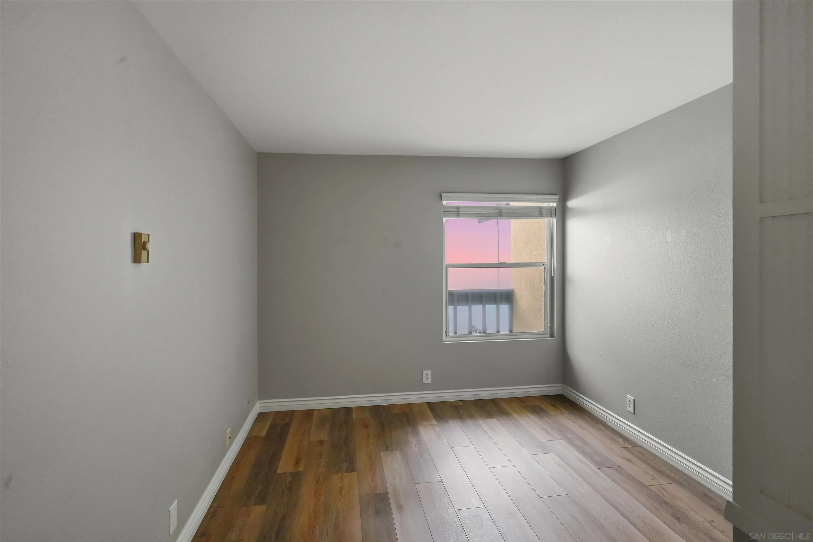 https://cdn.realtyfeed.com/cdn/127/260023973/e6147f7fad50cfbd211f1b70ba0300de.webp