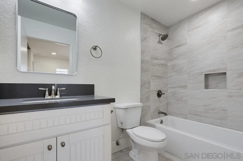 3140 Midway Dr #A202, San Diego, CA 92110, photo 30
