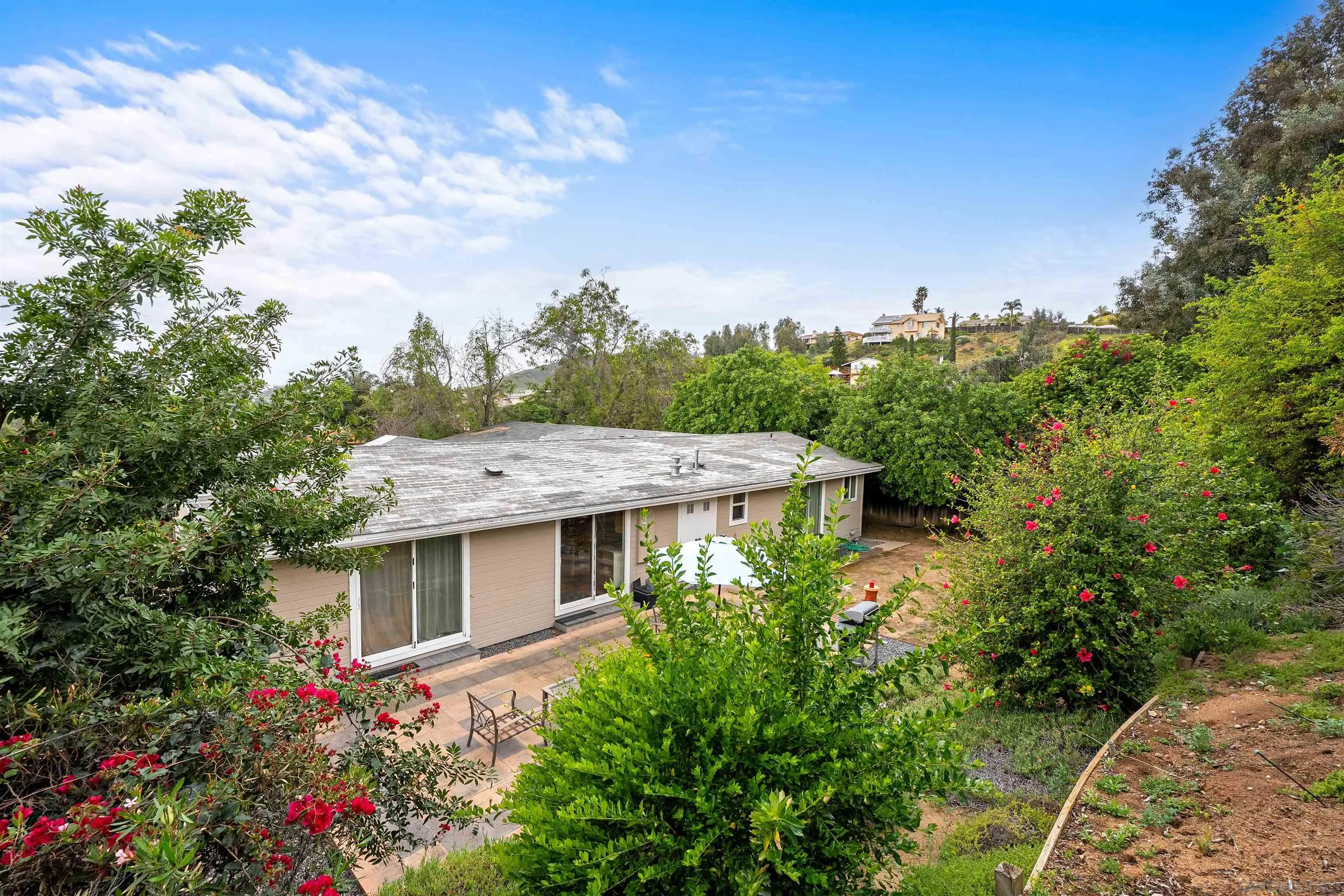 https://cdn.realtyfeed.com/cdn/127/260023977/b60d730e4c597c40860023fcdcdaffd7.webp