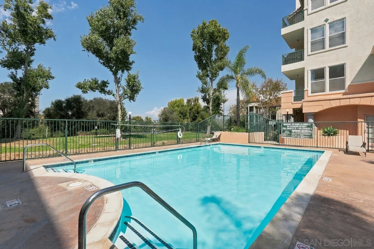 https://cdn.realtyfeed.com/cdn/127/260023980/18c25e7624861835a3040370777180bd.webp
