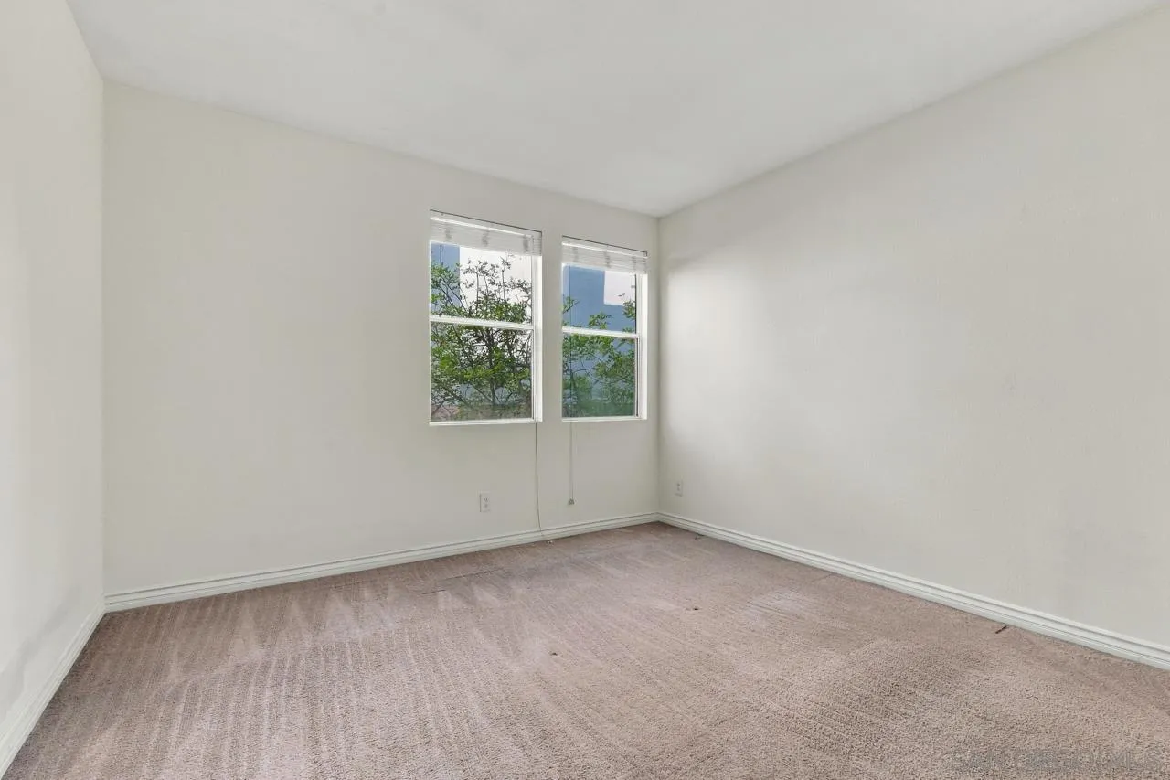 https://cdn.realtyfeed.com/cdn/127/260023980/3213dcb2c65c87fd00c58f92103fea5e.webp