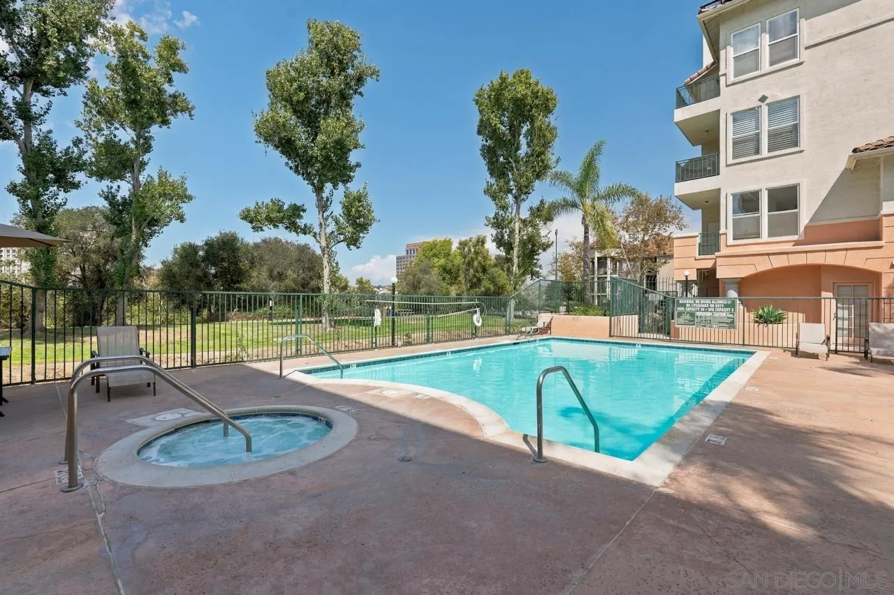 https://cdn.realtyfeed.com/cdn/127/260023980/aec8316ab7e614d0f486da3ed7792ad4.webp
