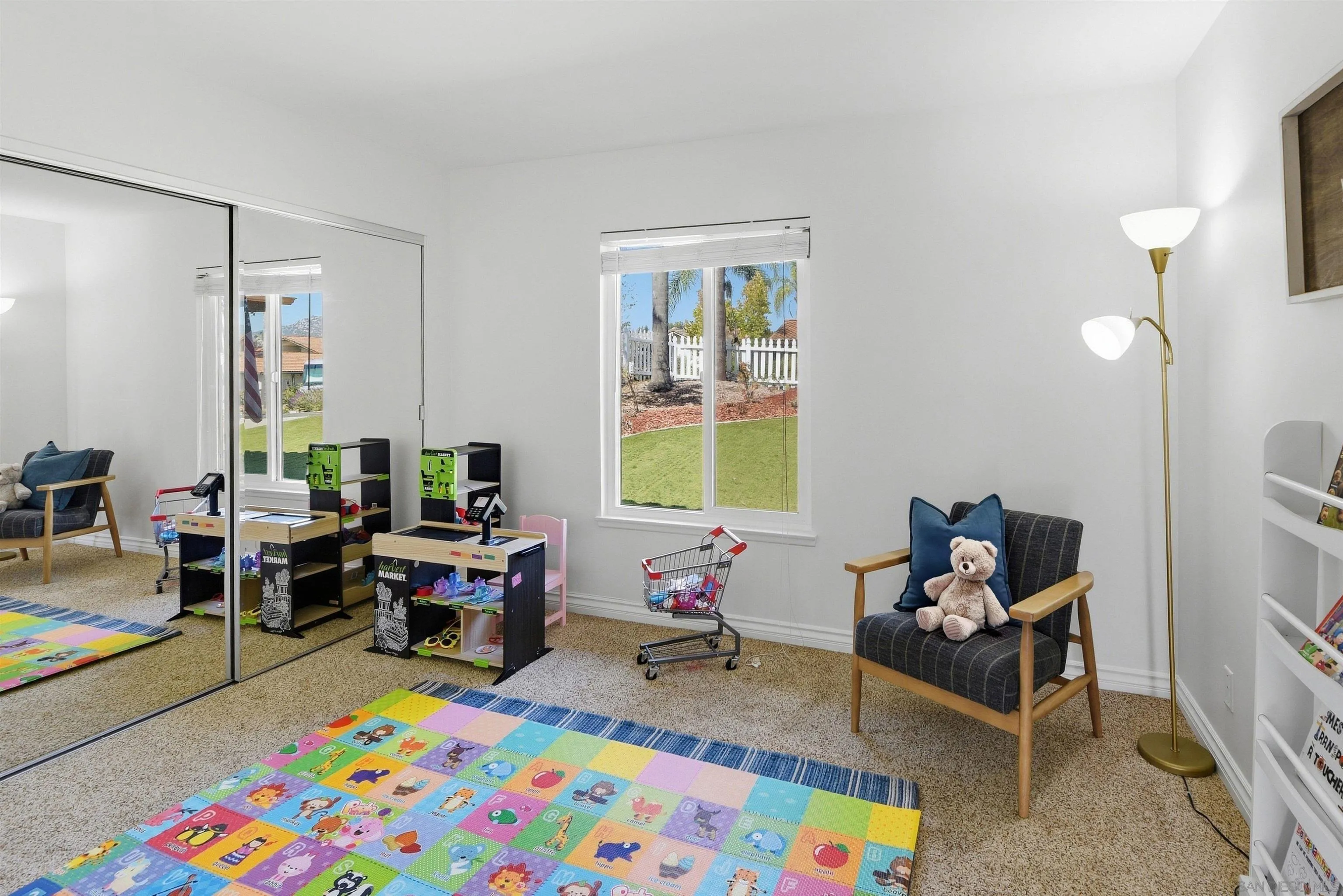 https://cdn.realtyfeed.com/cdn/127/260023988/15d7231de342082d2547b43bba1c308d.webp
