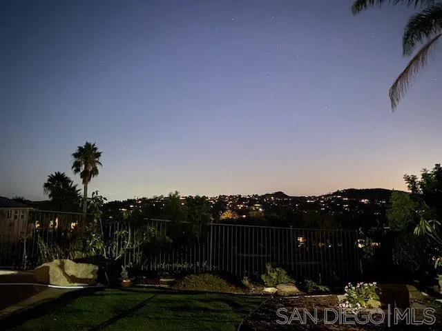 https://cdn.realtyfeed.com/cdn/127/260023988/a7f60c846ca8351f69c85351c986fc2b.webp