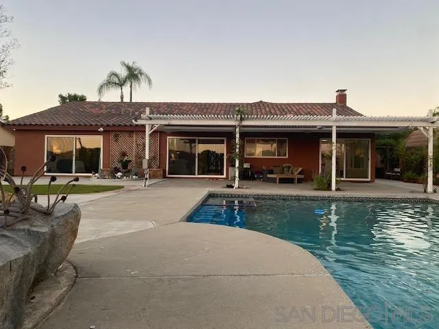 https://cdn.realtyfeed.com/cdn/127/260023988/ad223b9fca0c004c8a2934fd6e8018b4.webp