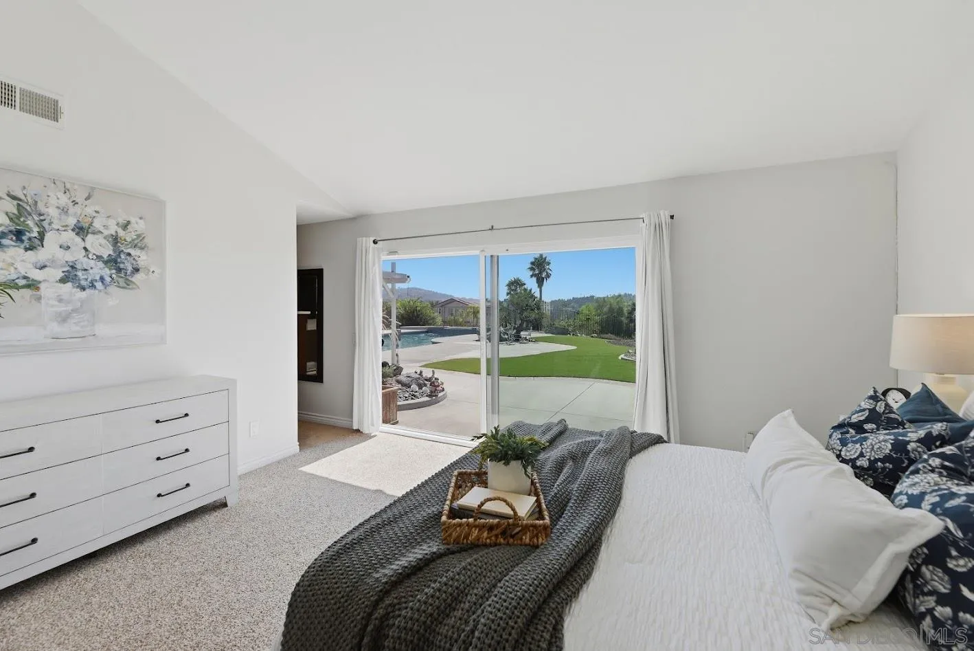 https://cdn.realtyfeed.com/cdn/127/260023988/b59b517d9bbb3e6ba967b9b70be7f0ea.webp