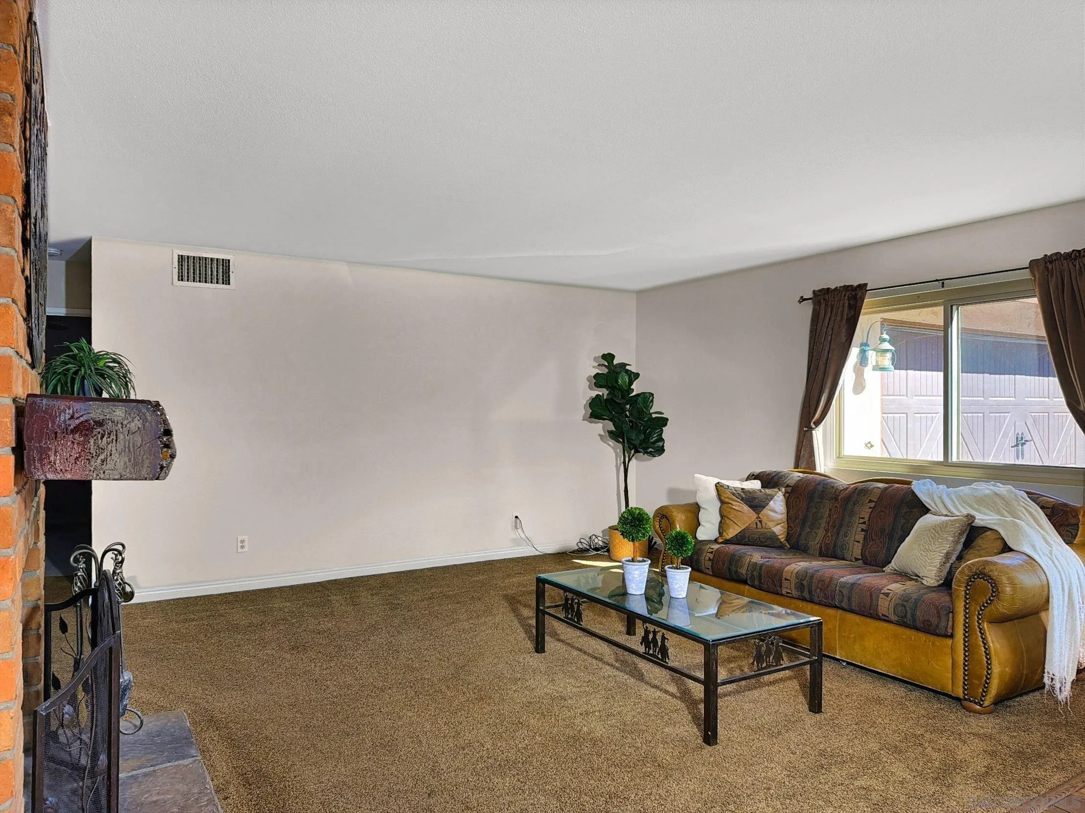 https://cdn.realtyfeed.com/cdn/127/260023994/f10229fcccf5a76f0d9435637ca8d08b.webp