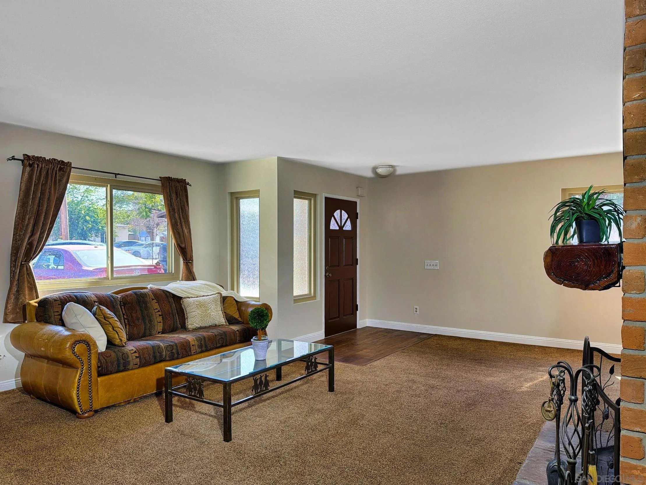 https://cdn.realtyfeed.com/cdn/127/260023994/fb13519435b490063466eb4b13ce59bd.webp