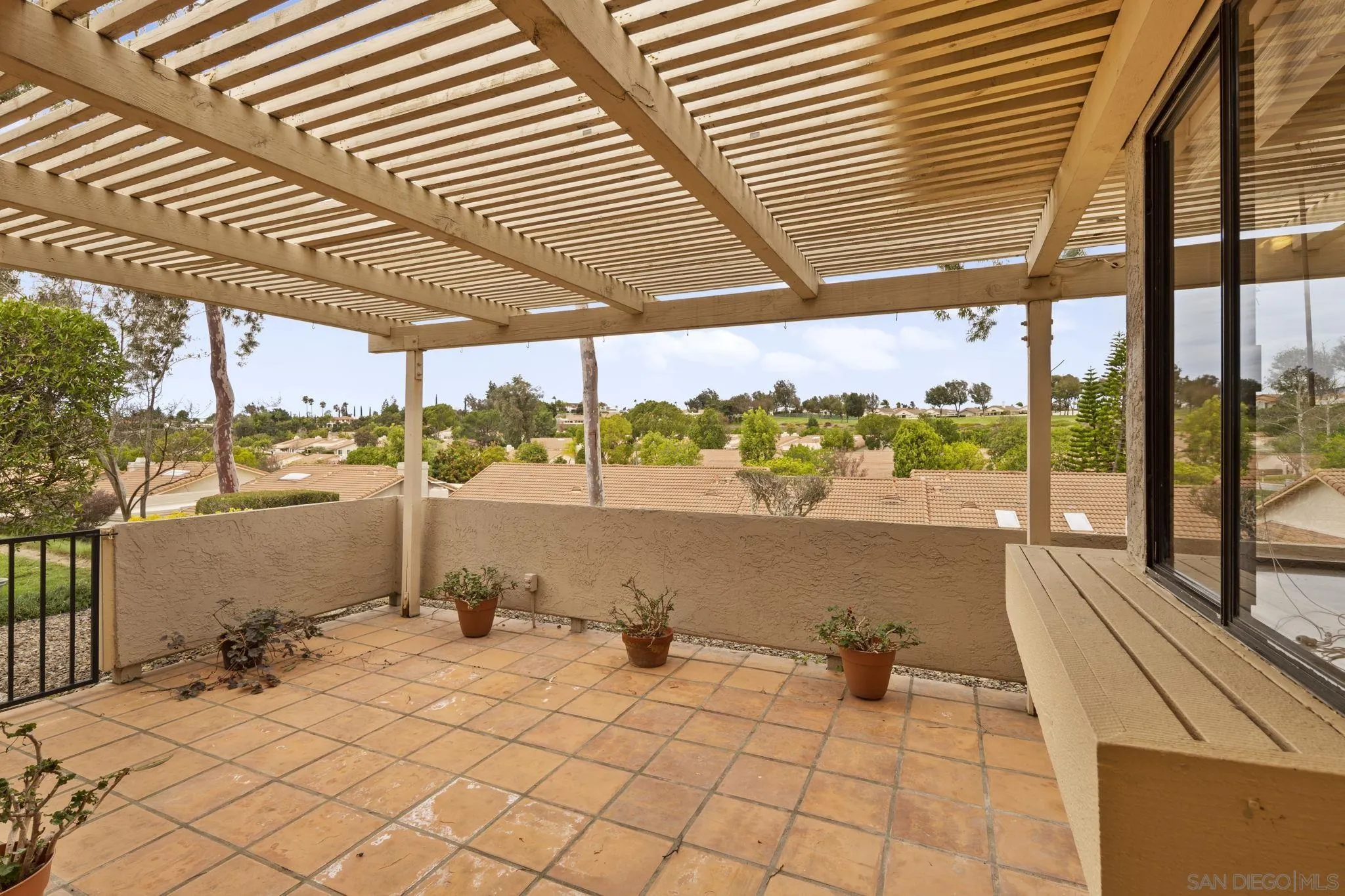 Photo #5: 2600240 Listing: Photo #5