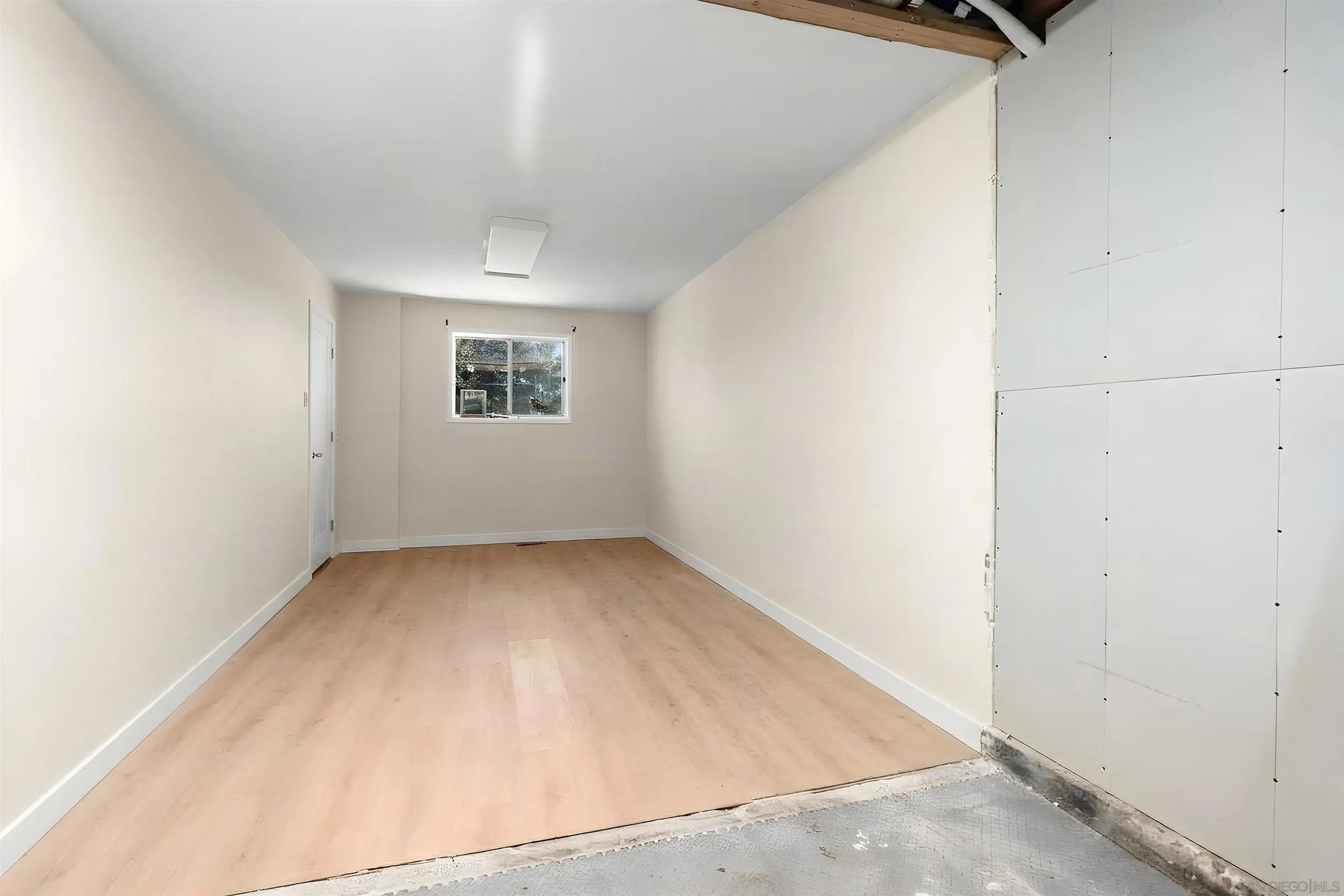https://cdn.realtyfeed.com/cdn/127/260024008/02c1eebd62ff44bc5d877e84c03b949a.webp
