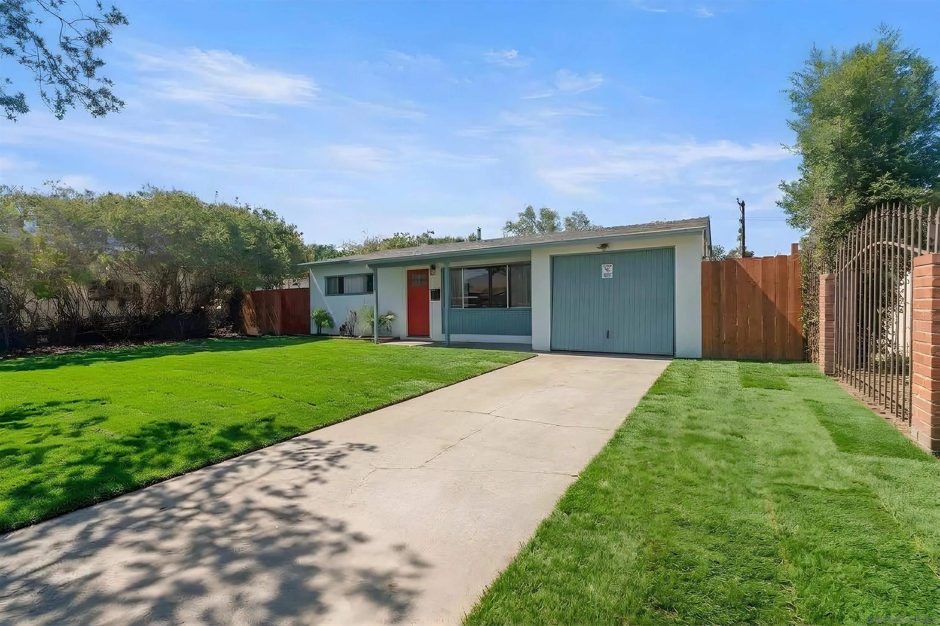 https://cdn.realtyfeed.com/cdn/127/260024008/81c362b37c50b02c9585cd1be93382fe.webp