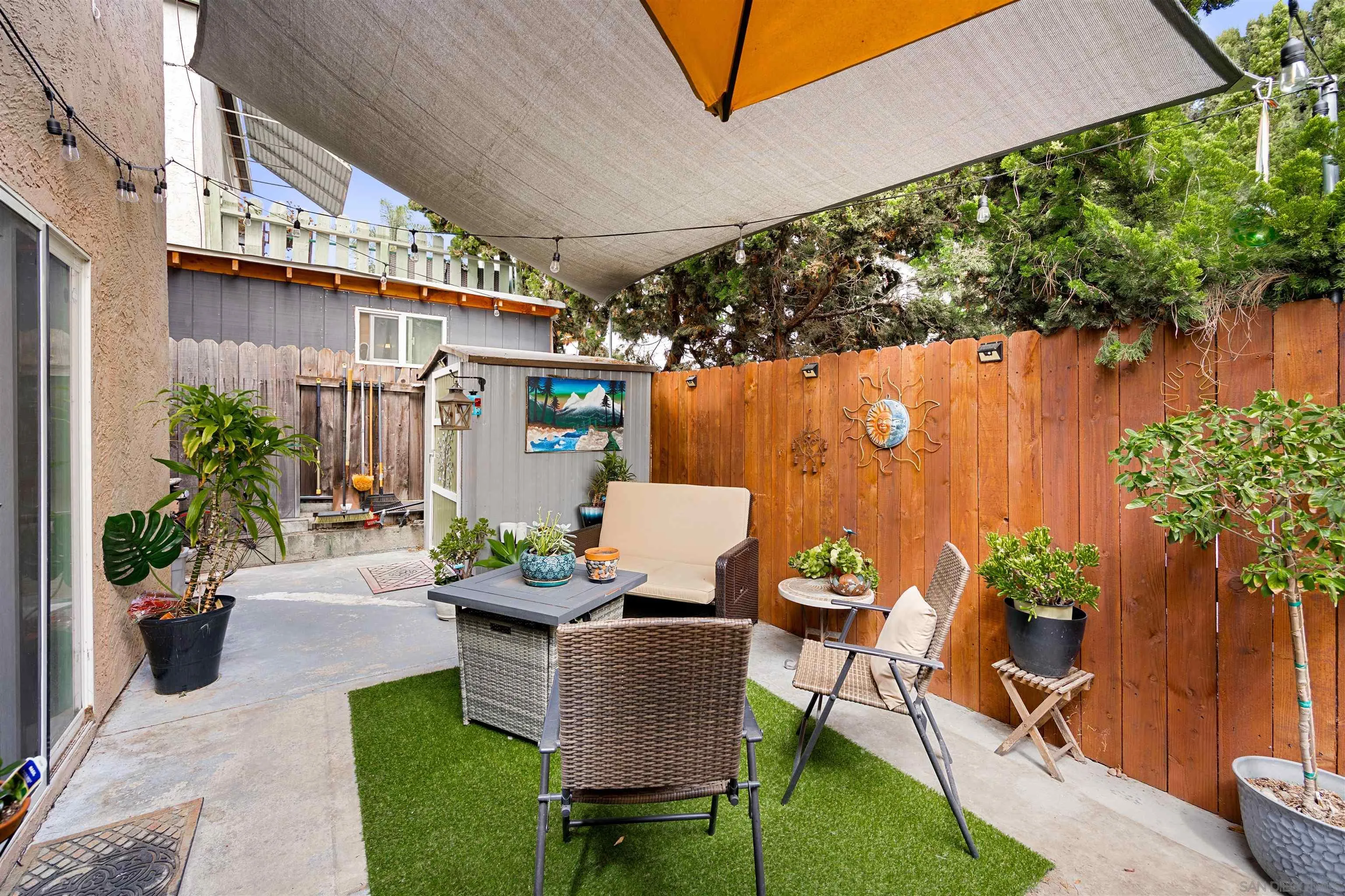 https://cdn.realtyfeed.com/cdn/127/260024009/2d8fcf2f8e437006cb797e1bc31c3def.webp