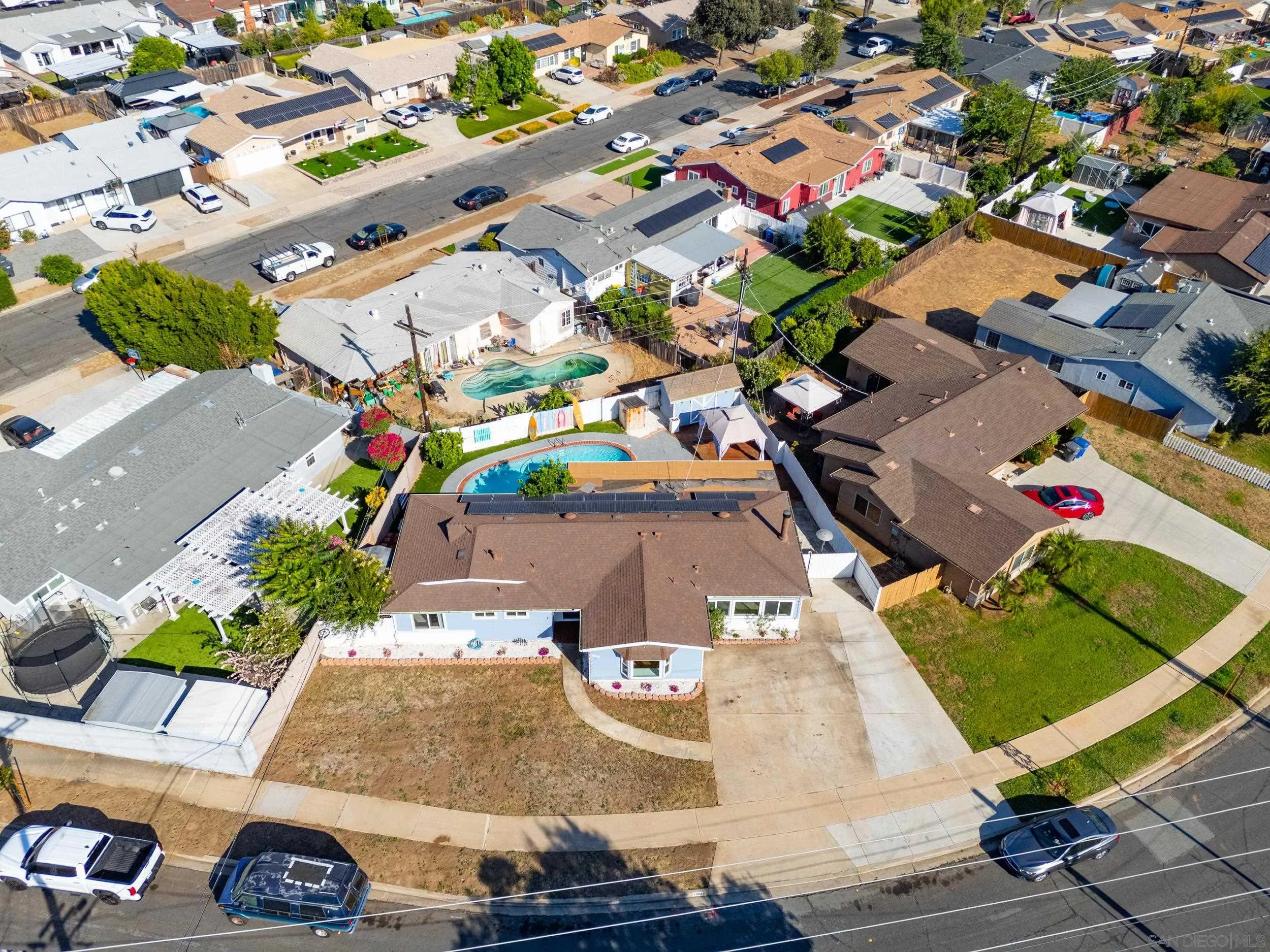 https://cdn.realtyfeed.com/cdn/127/260024011/15e76f72646527044ad616d88dd49389.webp