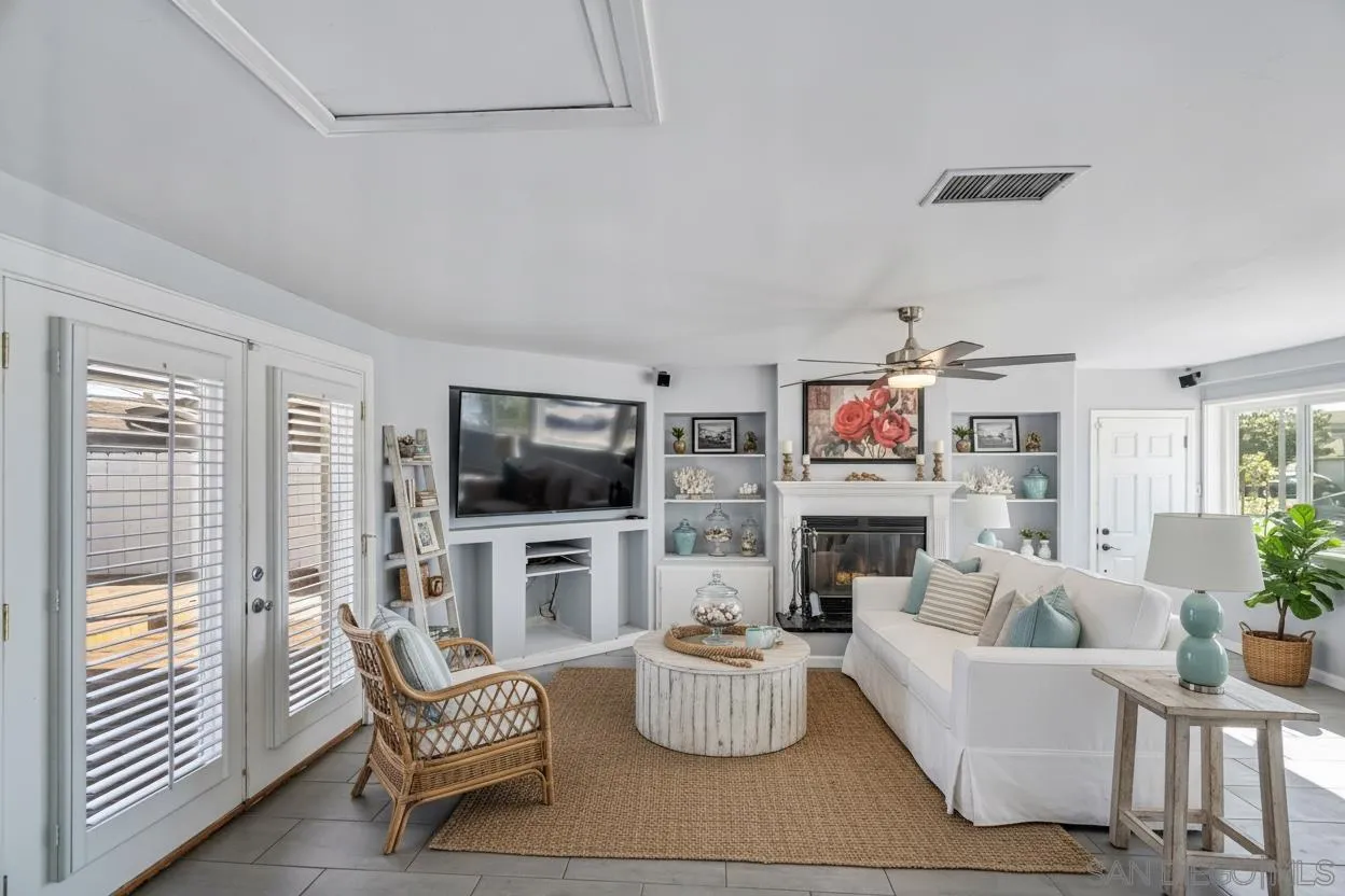 https://cdn.realtyfeed.com/cdn/127/260024011/4105bf769e4b2c1ad75676c296f472c0.webp