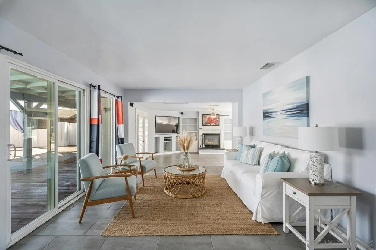 https://cdn.realtyfeed.com/cdn/127/260024011/db8e0235fed9d2c1057bebd55c35d64c.webp