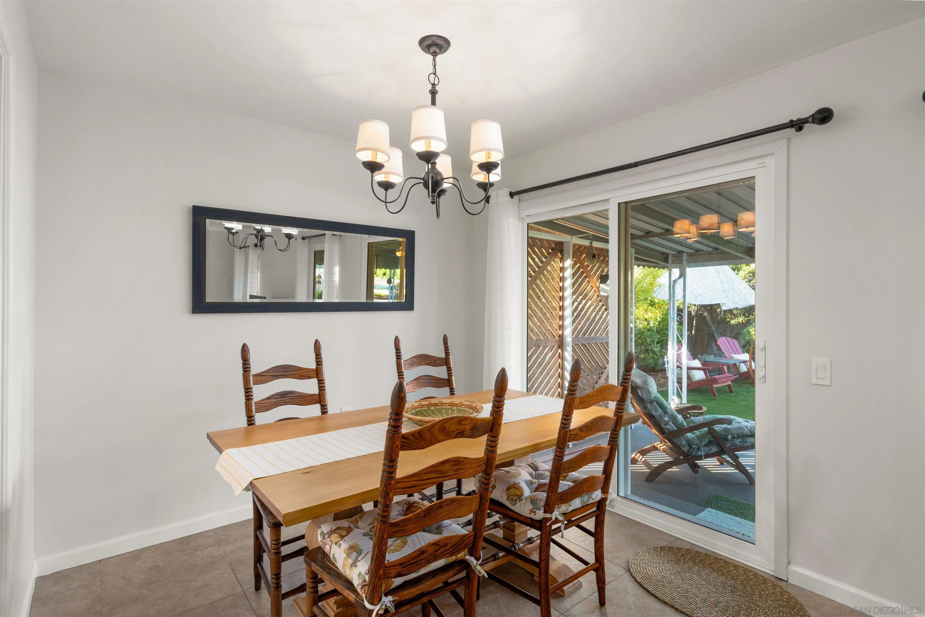 https://cdn.realtyfeed.com/cdn/127/260024013/0c70edba56566f2b1c2126e1d7cd6d7d.webp