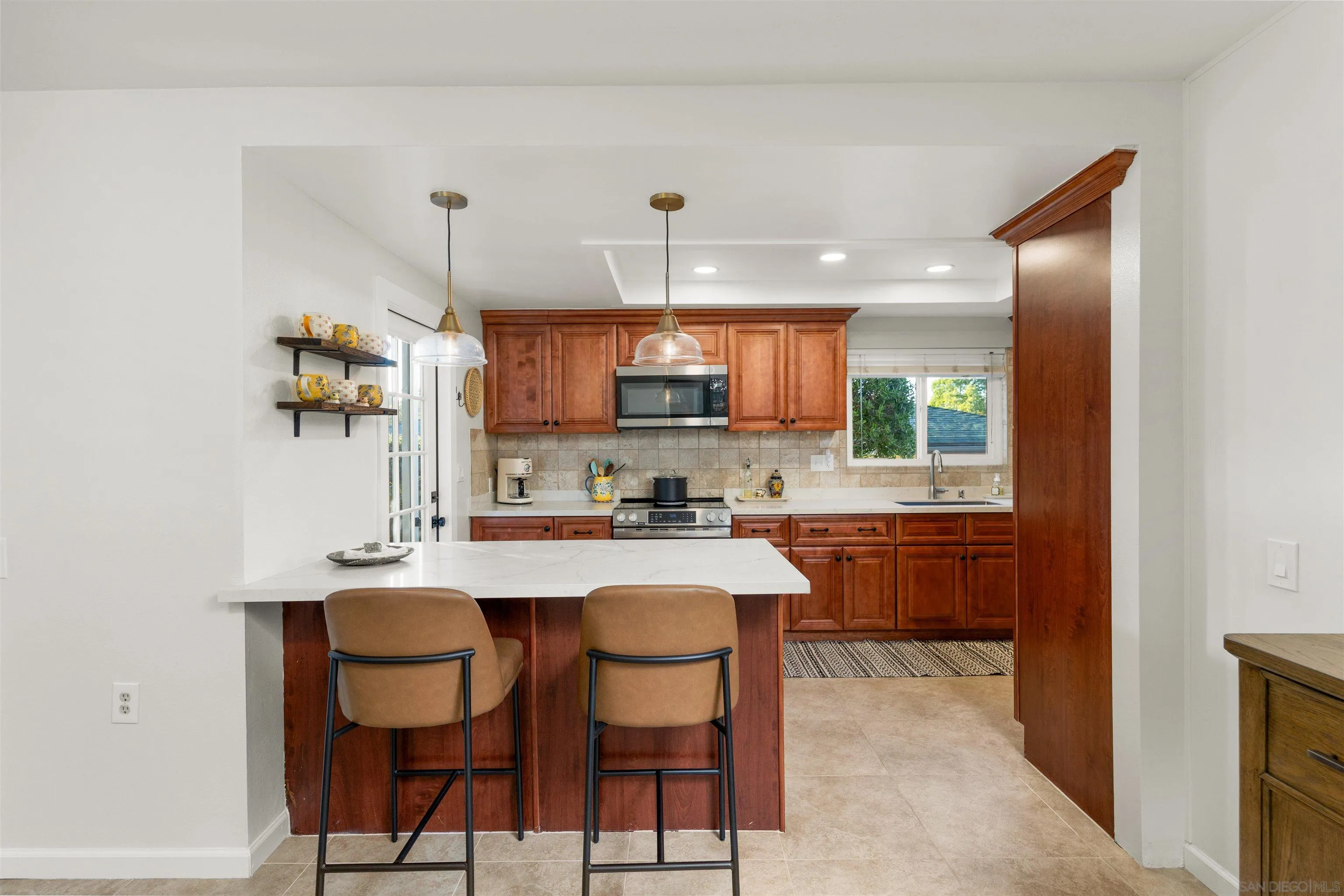 https://cdn.realtyfeed.com/cdn/127/260024013/bda6834930cafd6933b9af9f8e0b4697.webp