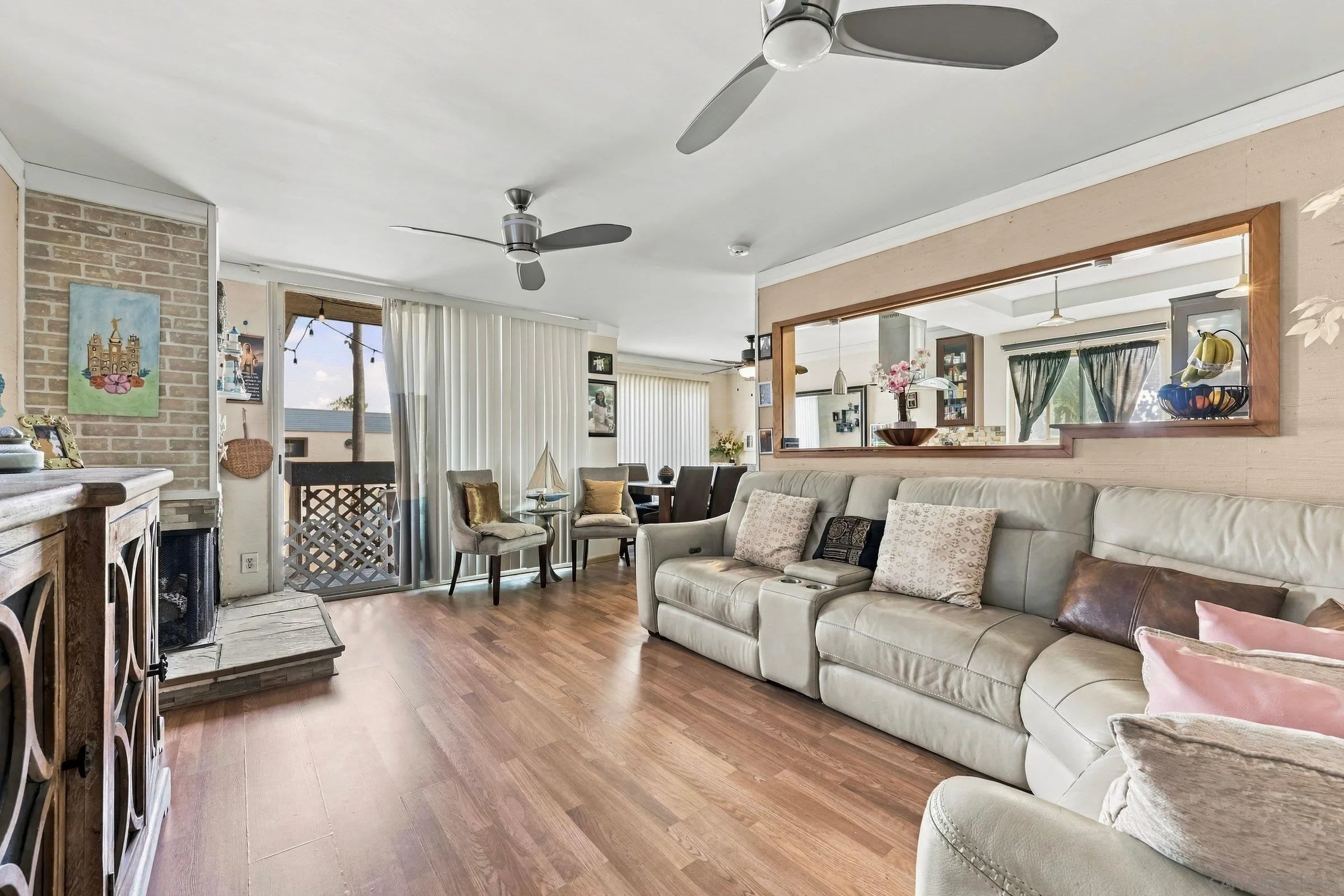 https://cdn.realtyfeed.com/cdn/127/260024030/0efed566cb42ab56e17bc957b20ee7f7.webp