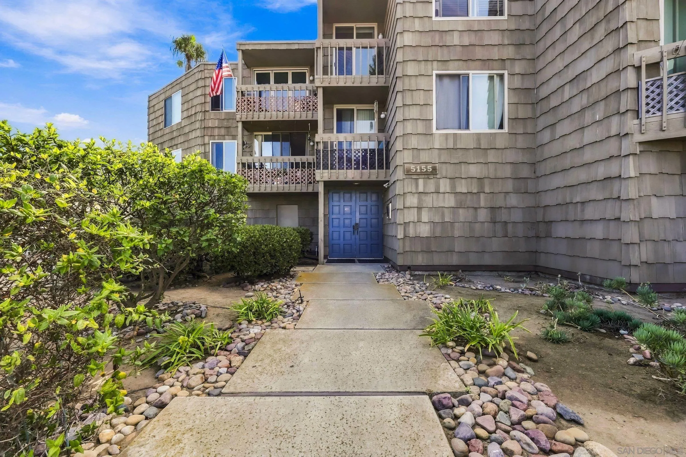 https://cdn.realtyfeed.com/cdn/127/260024030/4a4e089549481229483f3dbebd3f15cb.webp