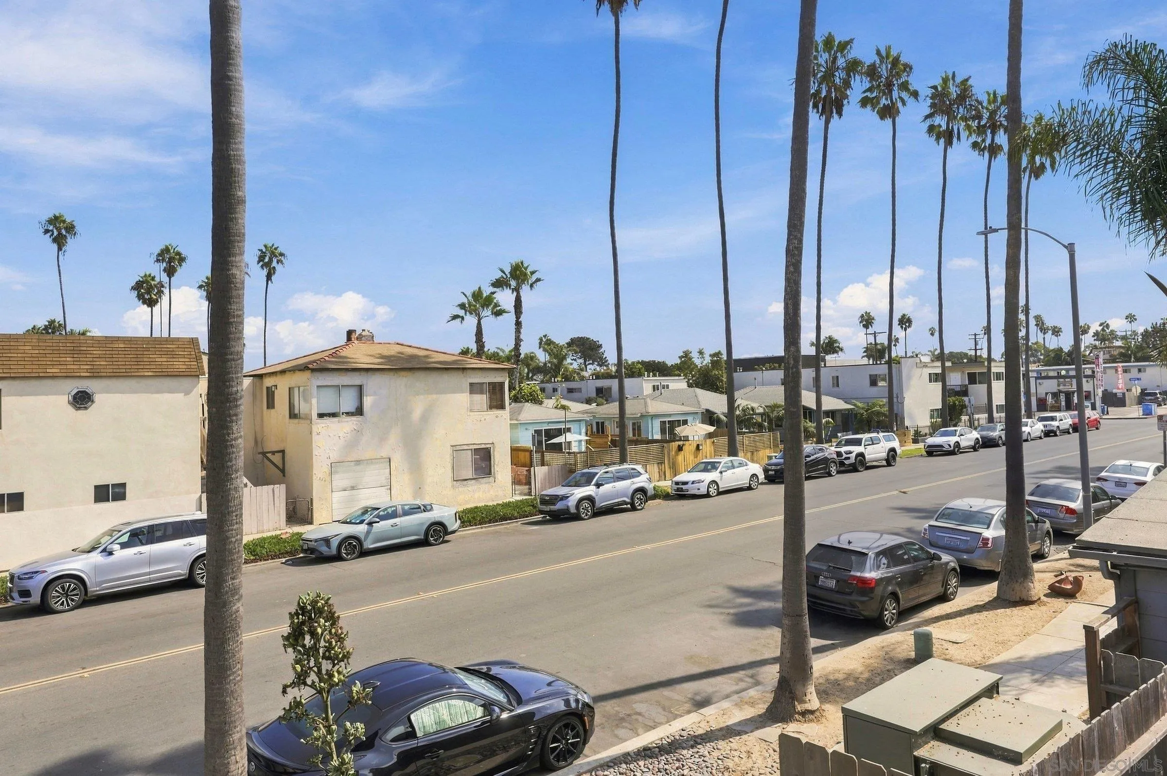 https://cdn.realtyfeed.com/cdn/127/260024030/ac6b6db25923a056d50cdb6352ab4df6.webp