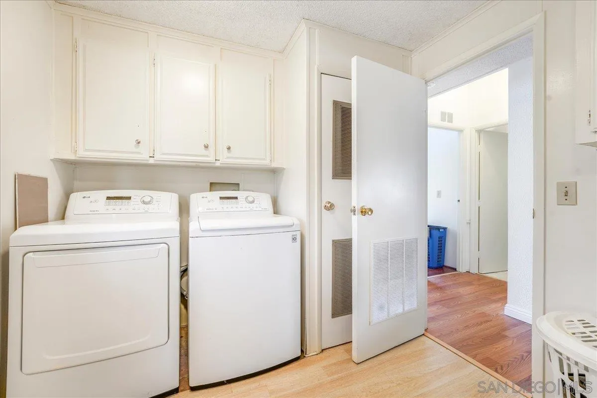 https://cdn.realtyfeed.com/cdn/127/260024032/65184102d028eeae57424a2fe91734e8.webp