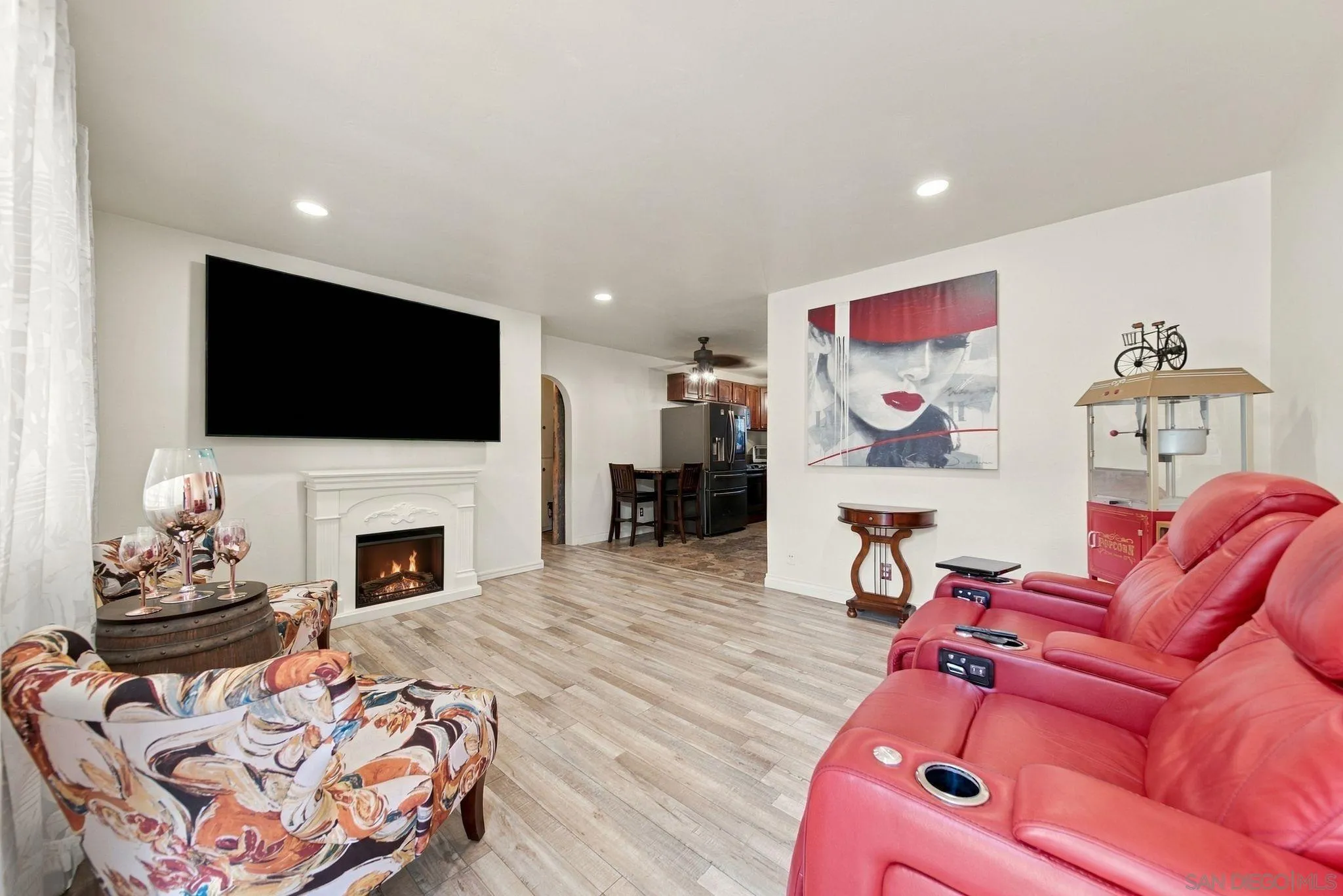 https://cdn.realtyfeed.com/cdn/127/260024034/0c25531780511c8f82e980448370f58b.webp
