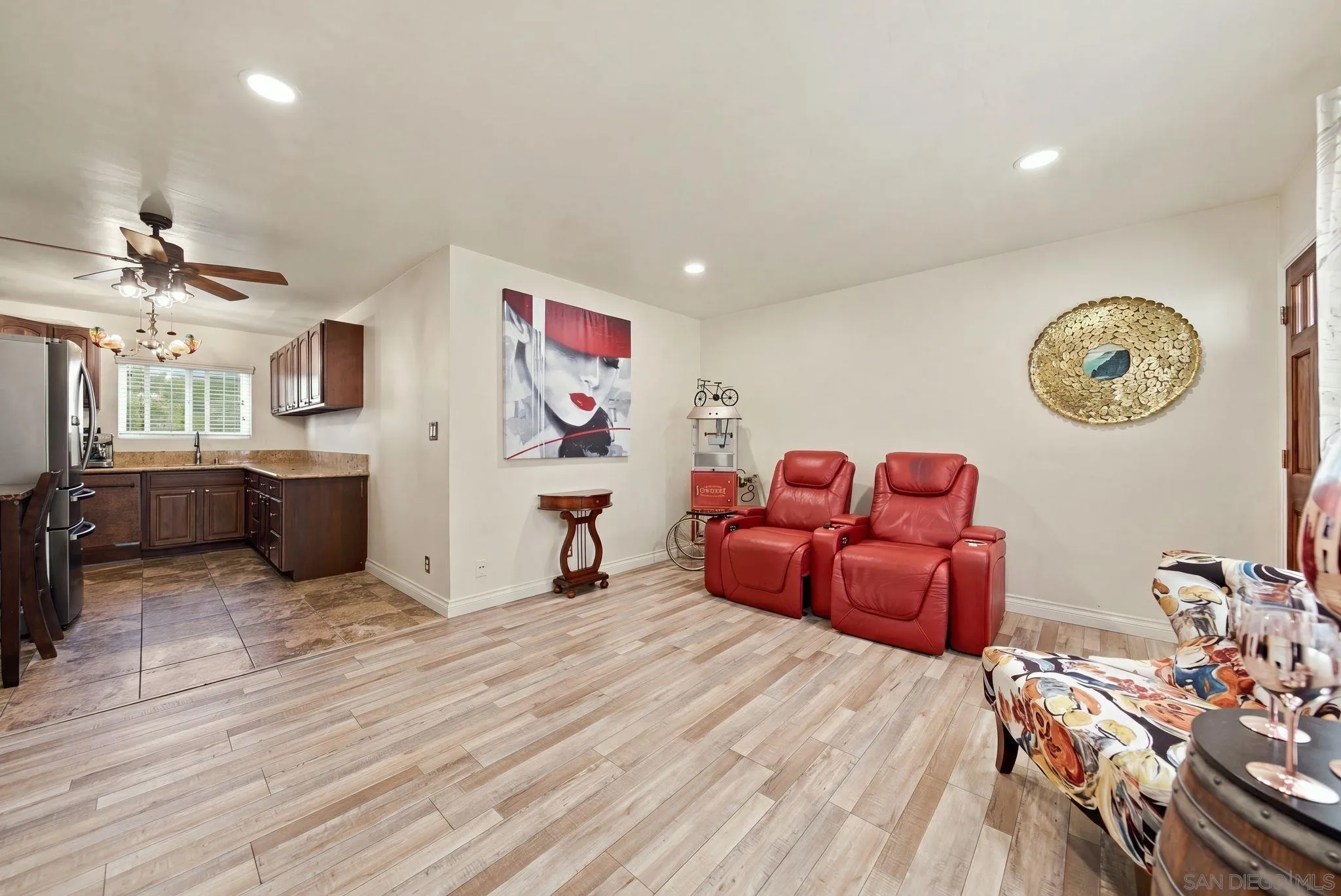 https://cdn.realtyfeed.com/cdn/127/260024034/93fbbfe9b92ae98790e6427beab0e34d.webp