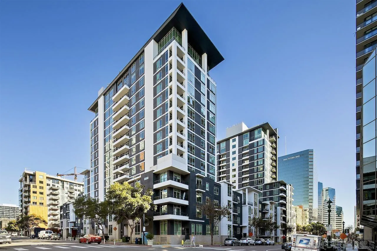 https://cdn.realtyfeed.com/cdn/127/260024041/05ce6bcb3fcbe6a3c016c0d5b54959f3.webp