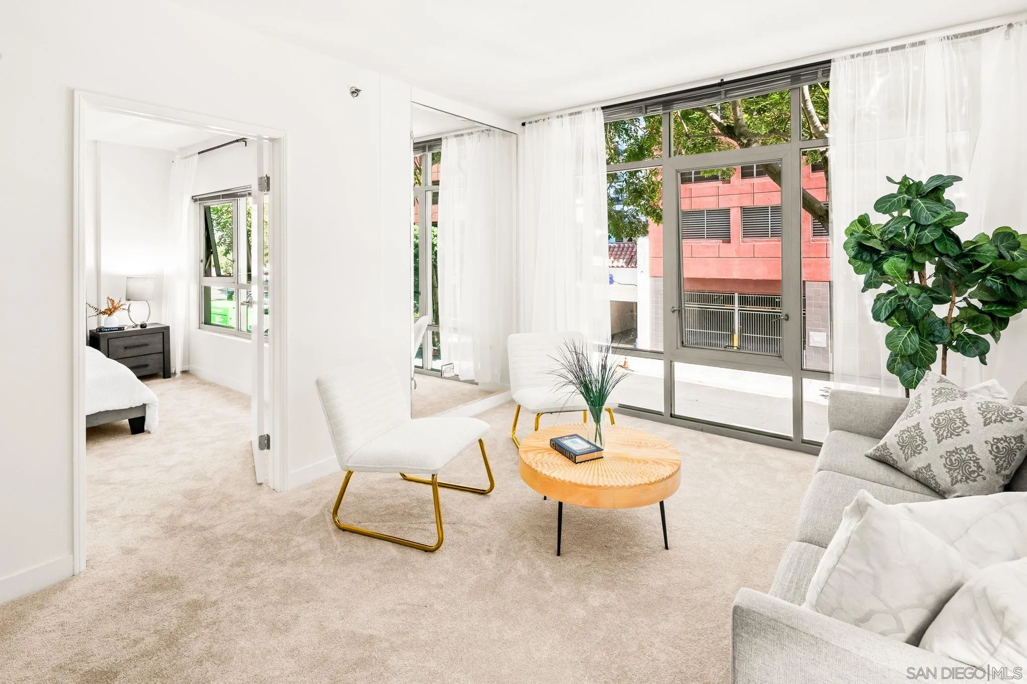 https://cdn.realtyfeed.com/cdn/127/260024041/ab450025817eb796cd354ff31033ec66.webp